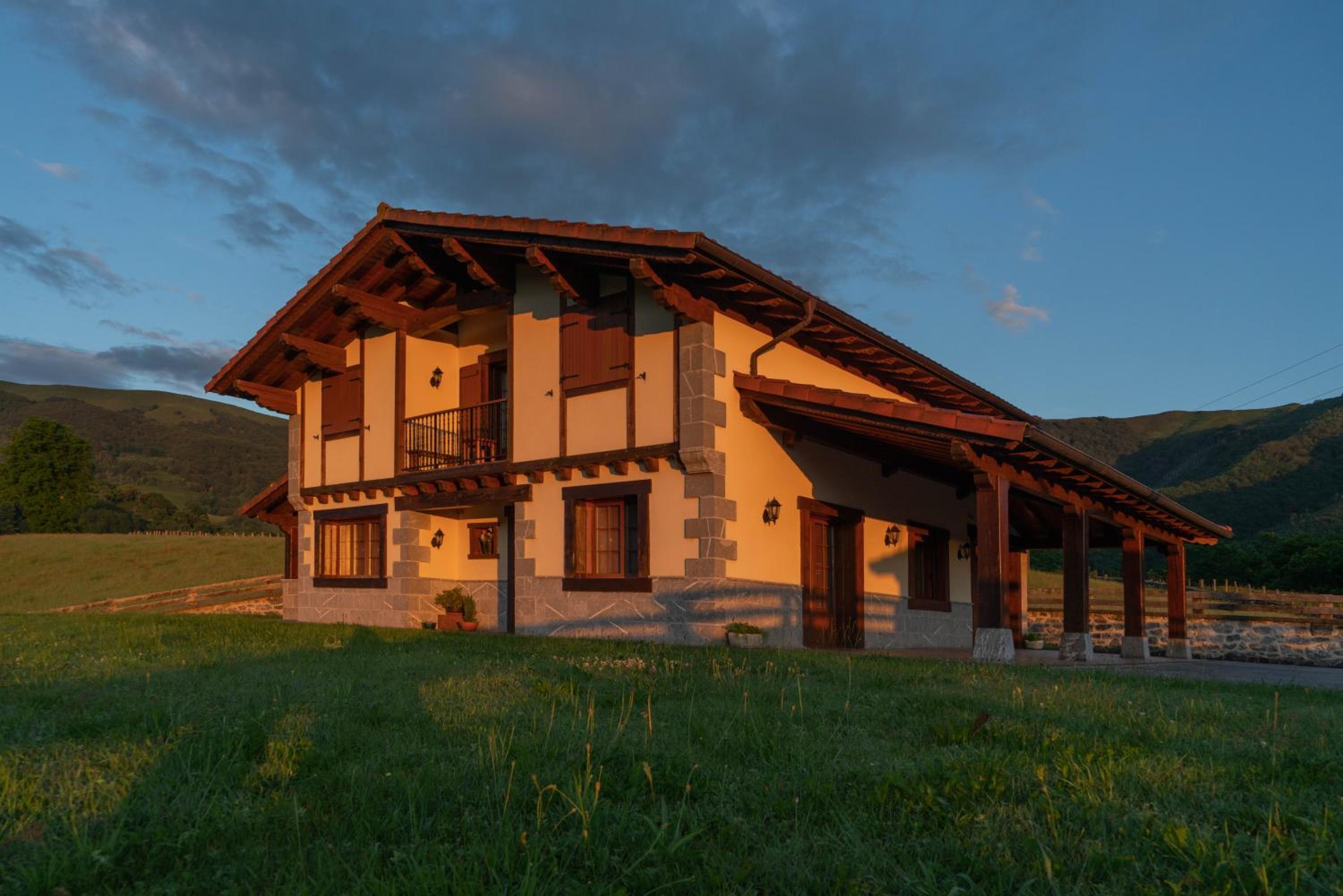 Superior Chalet photo 2