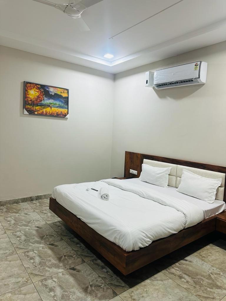 Suite with City View