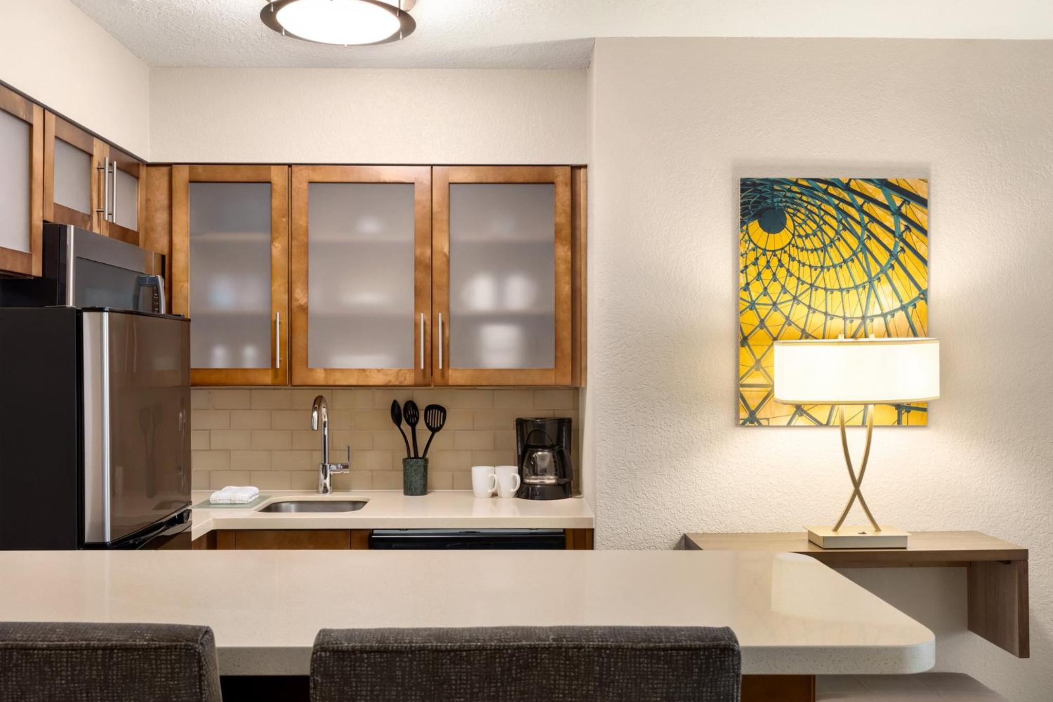 One-Bedroom Double Suite - Photo 10