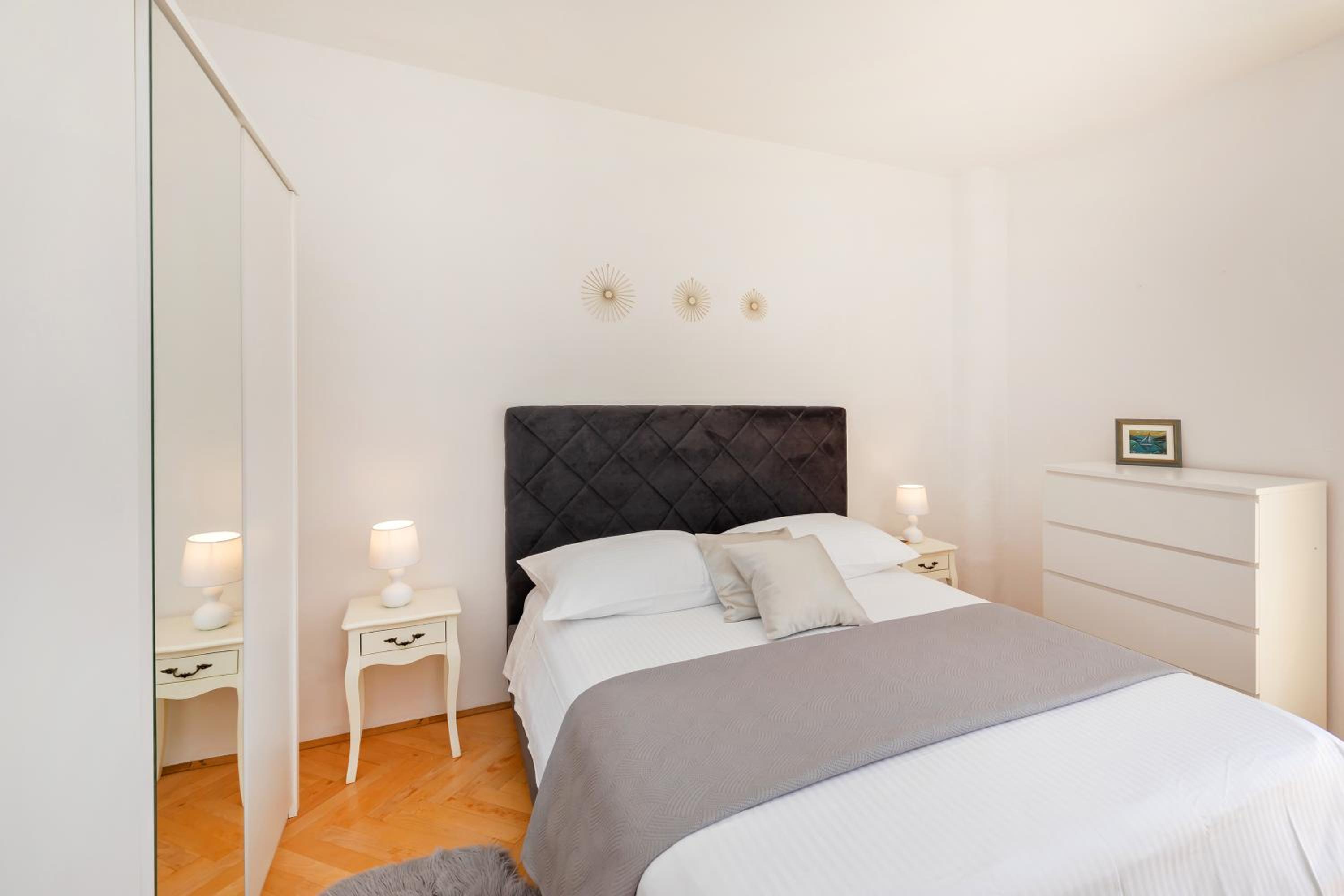 Two-Bedroom Apartment with Sea View photo 3