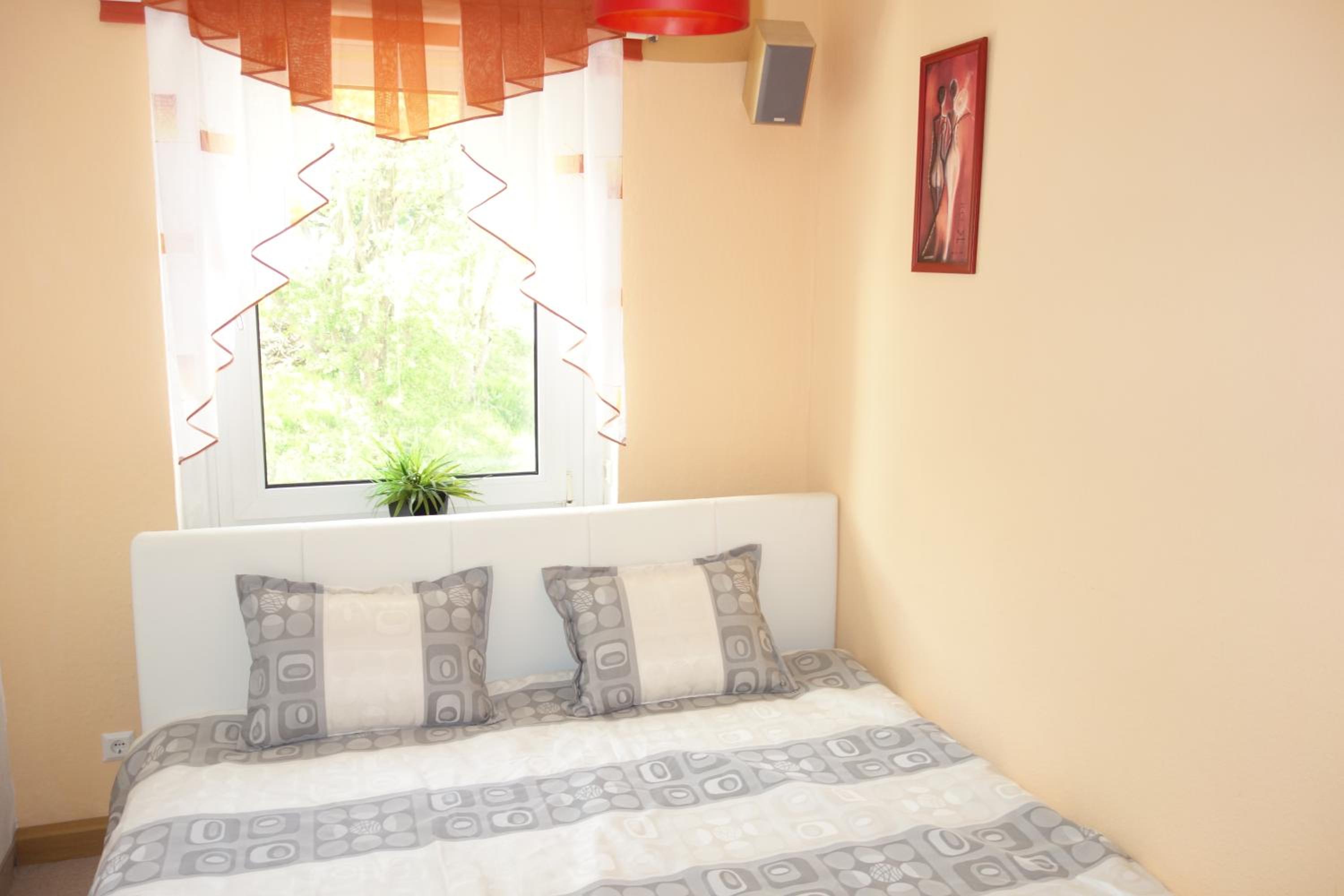 Three-Bedroom Apartment photo 2