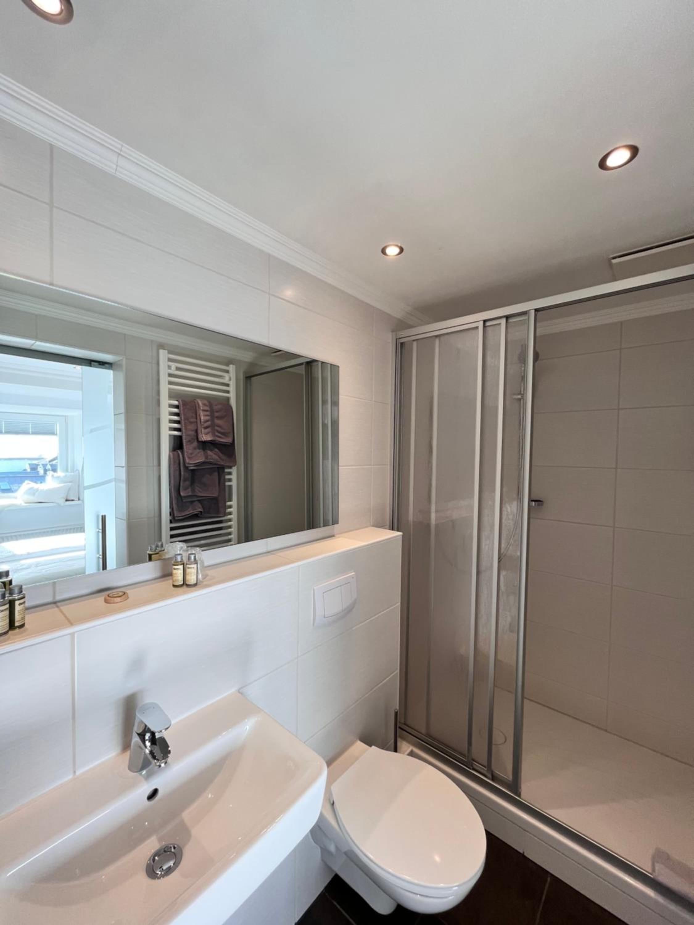 Deluxe Double Room with Balcony and Sea View - Photo 2