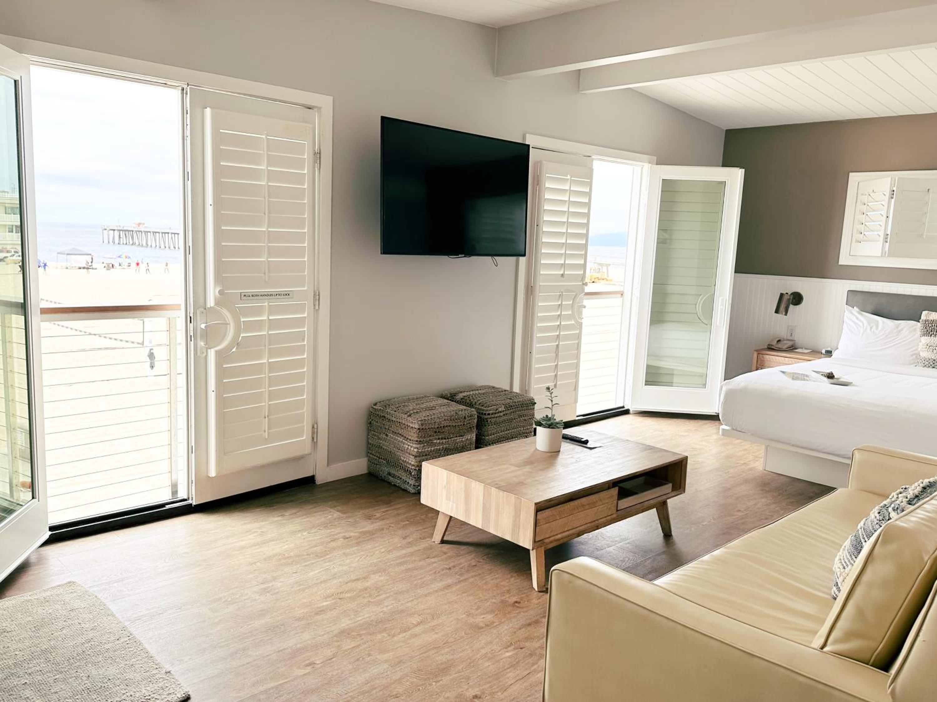 Superior King Room - Photo 4