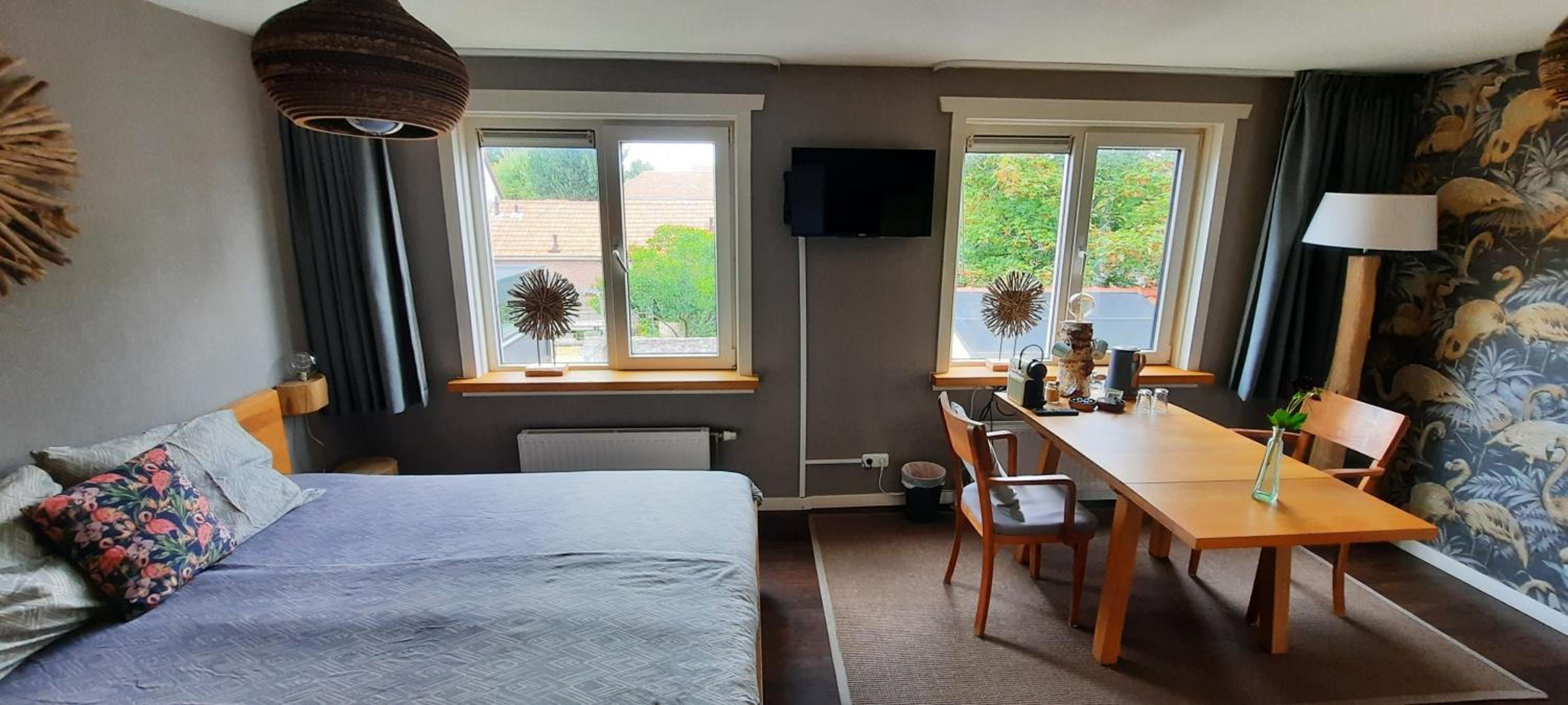 Deluxe Double Room with Balcony photo 1