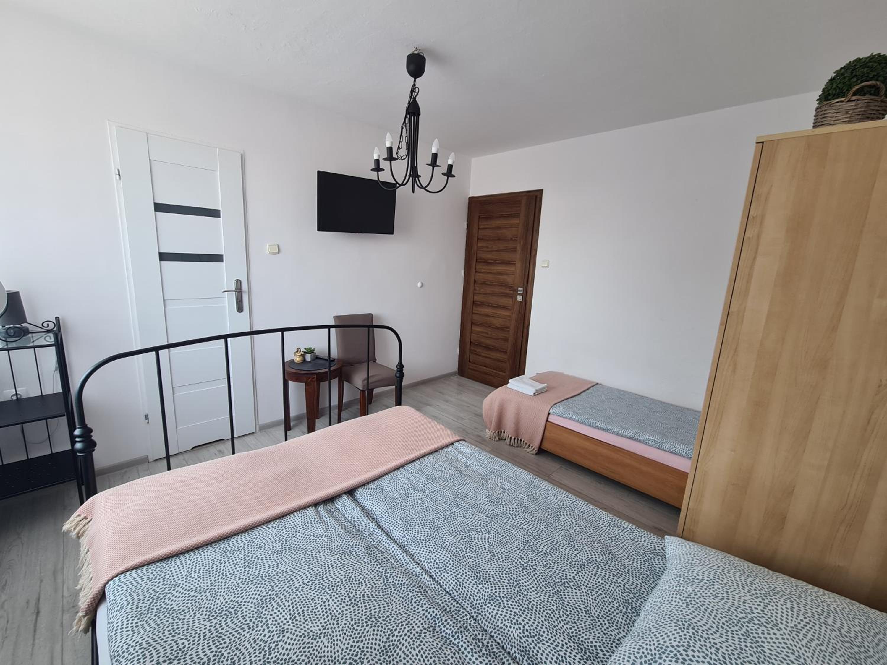 Triple Room with Private Bathroom photo 2