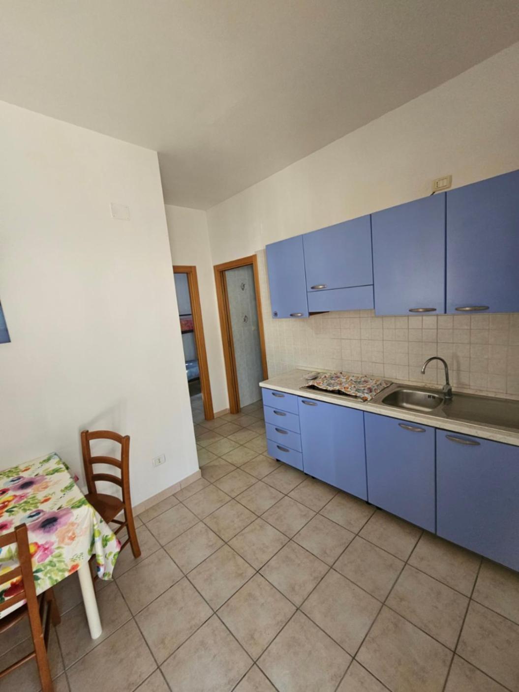 One-Bedroom House - Photo 6