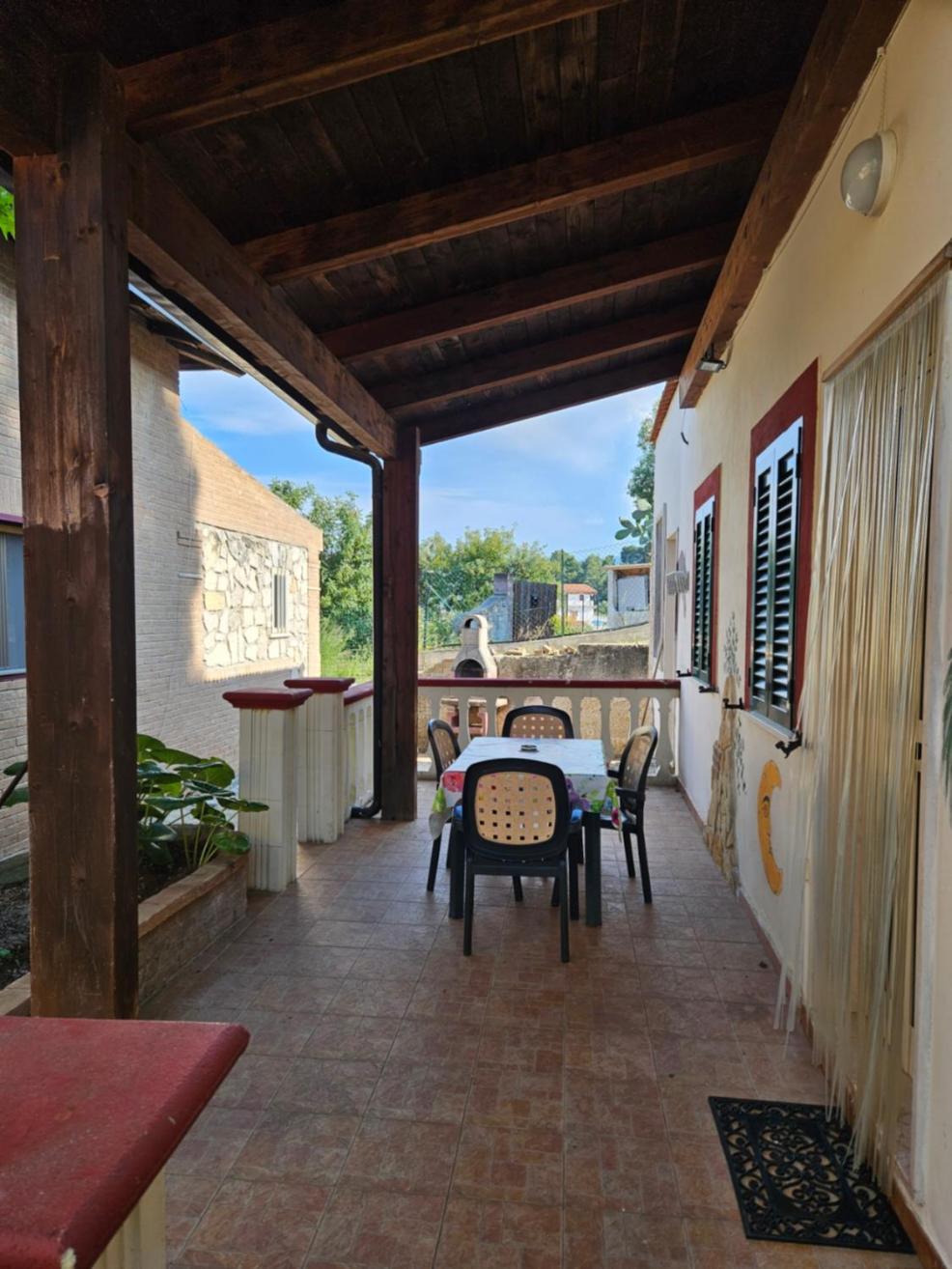 One-Bedroom House - Photo 13