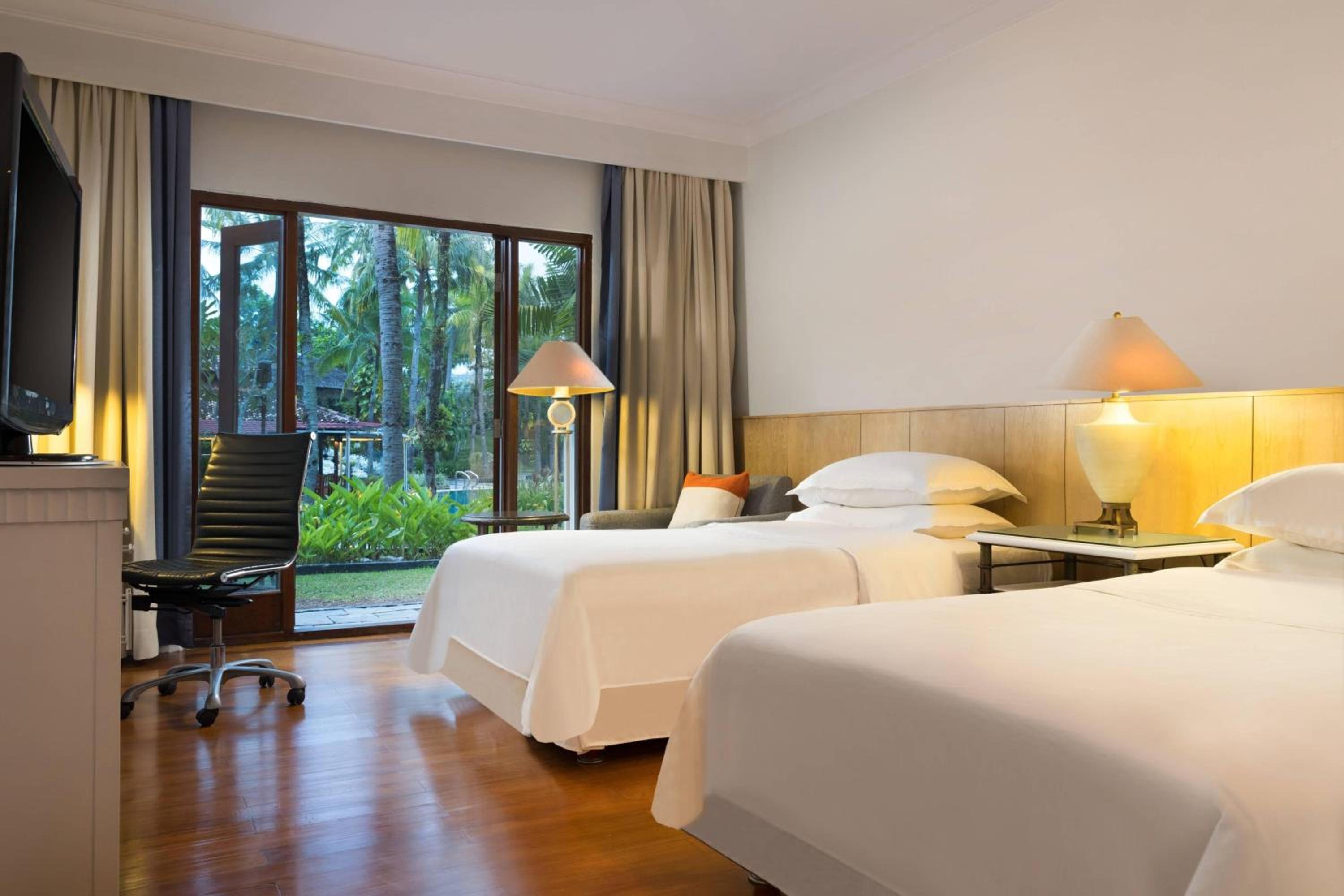 Deluxe Twin Room with Terrace and Garden Access - Non-Smoking photo 1