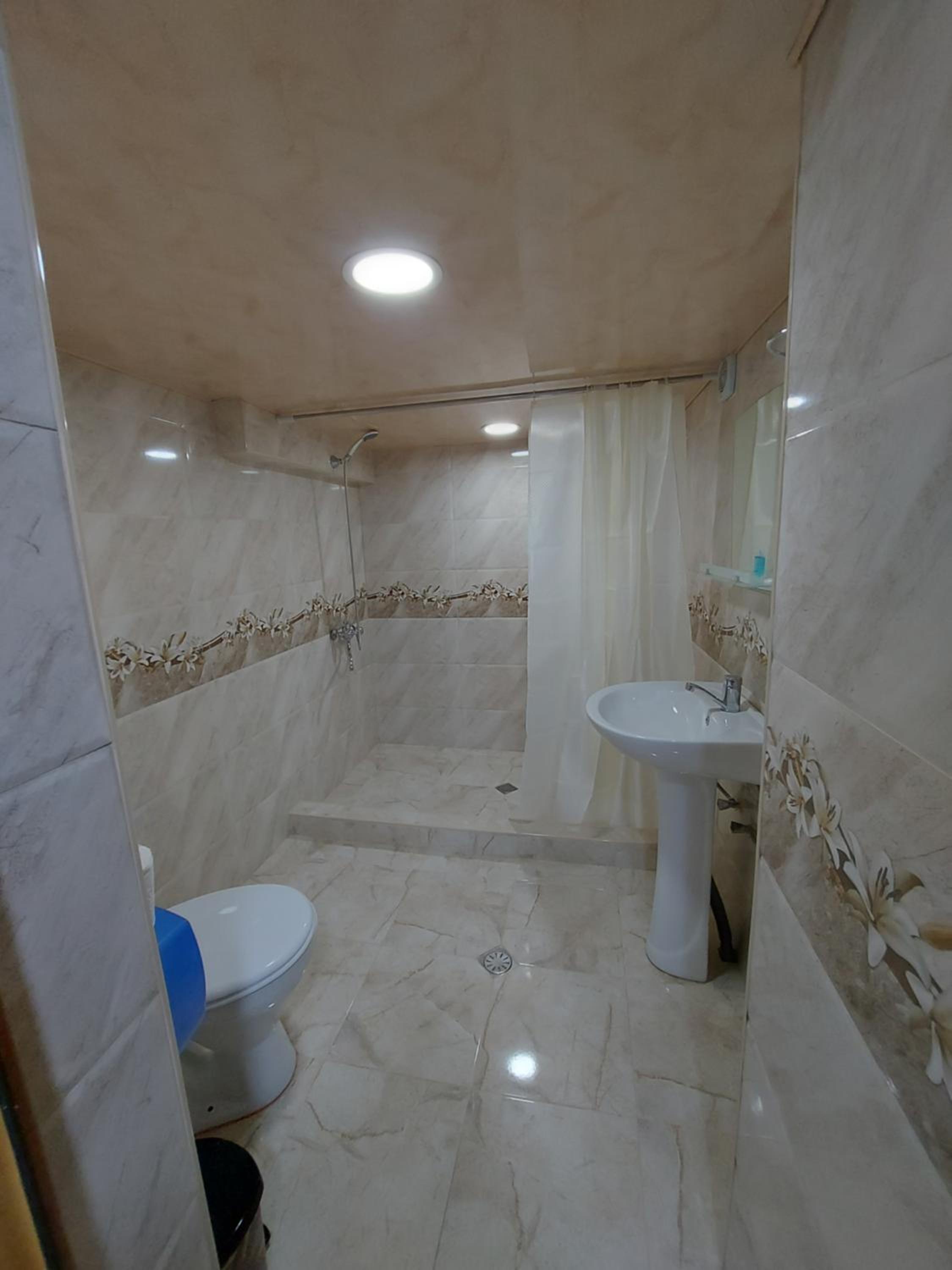 Family Room with Shower photo 3