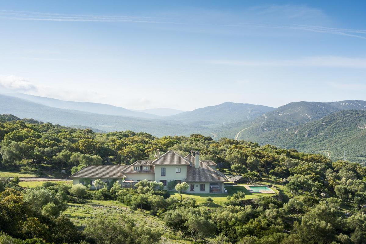 Villa photo 2