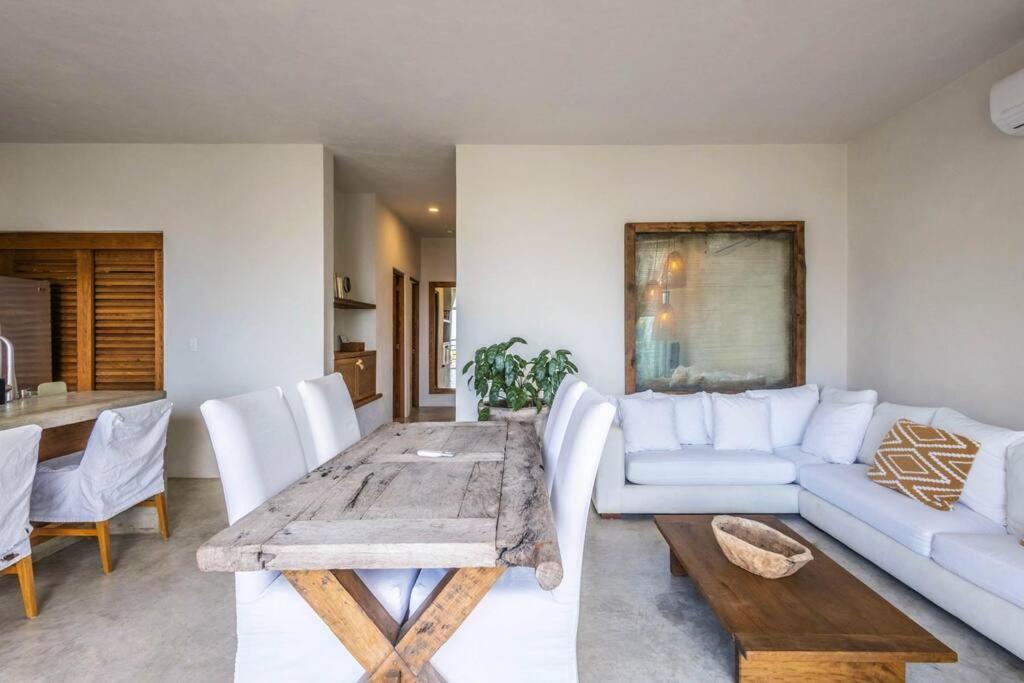 Two-Bedroom House photo 2