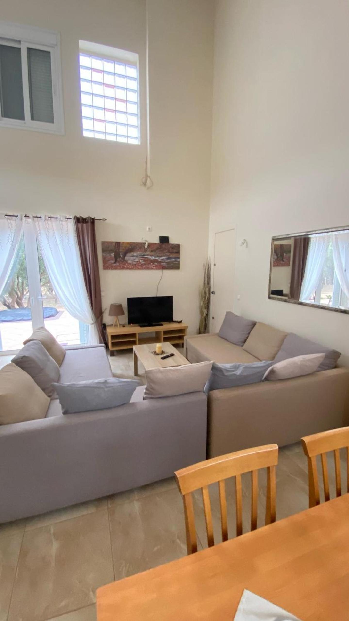 One-Bedroom Villa photo 1