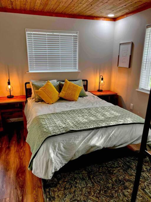 Two-Bedroom House photo 1