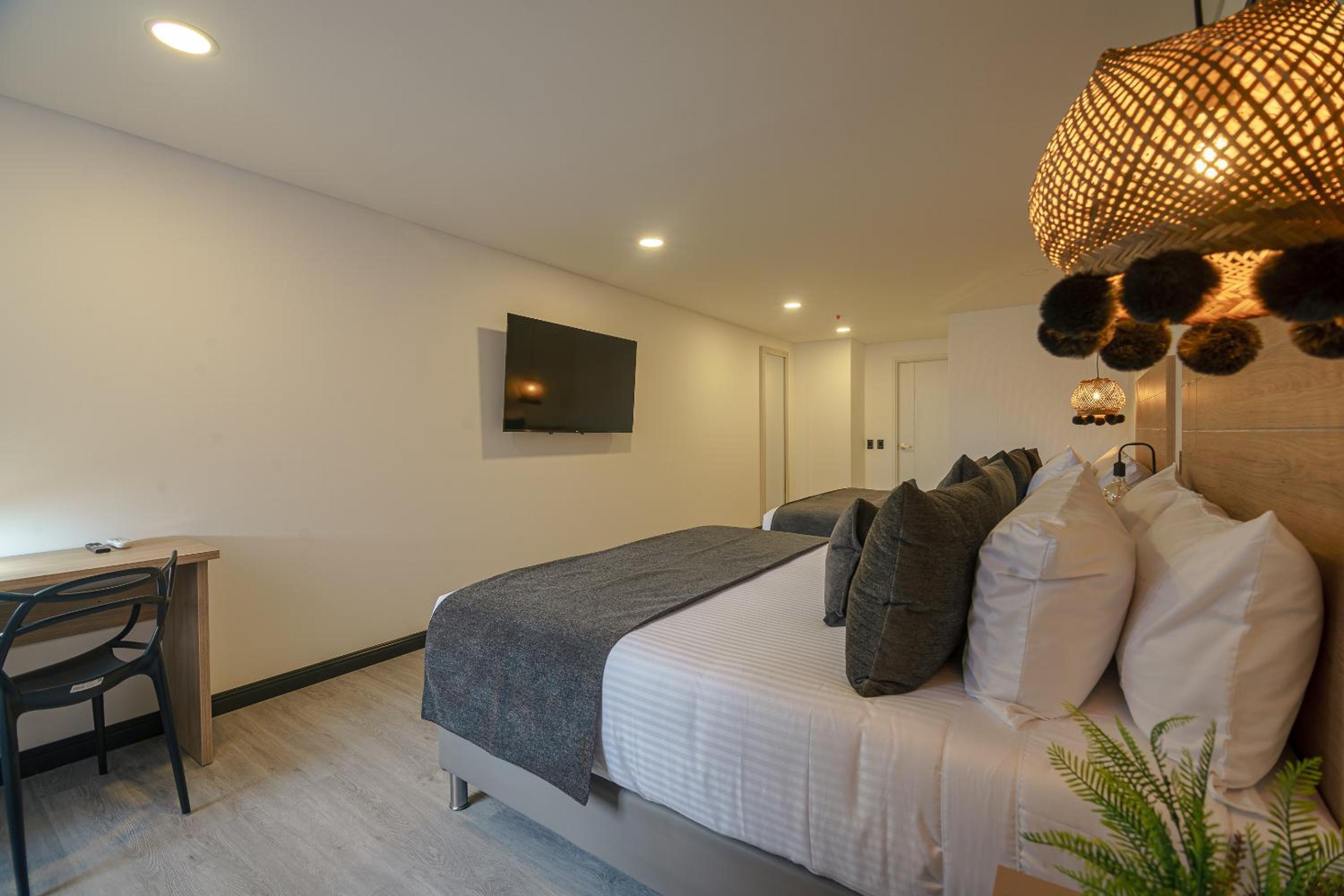 Superior Double Room with Two Double Beds photo 3