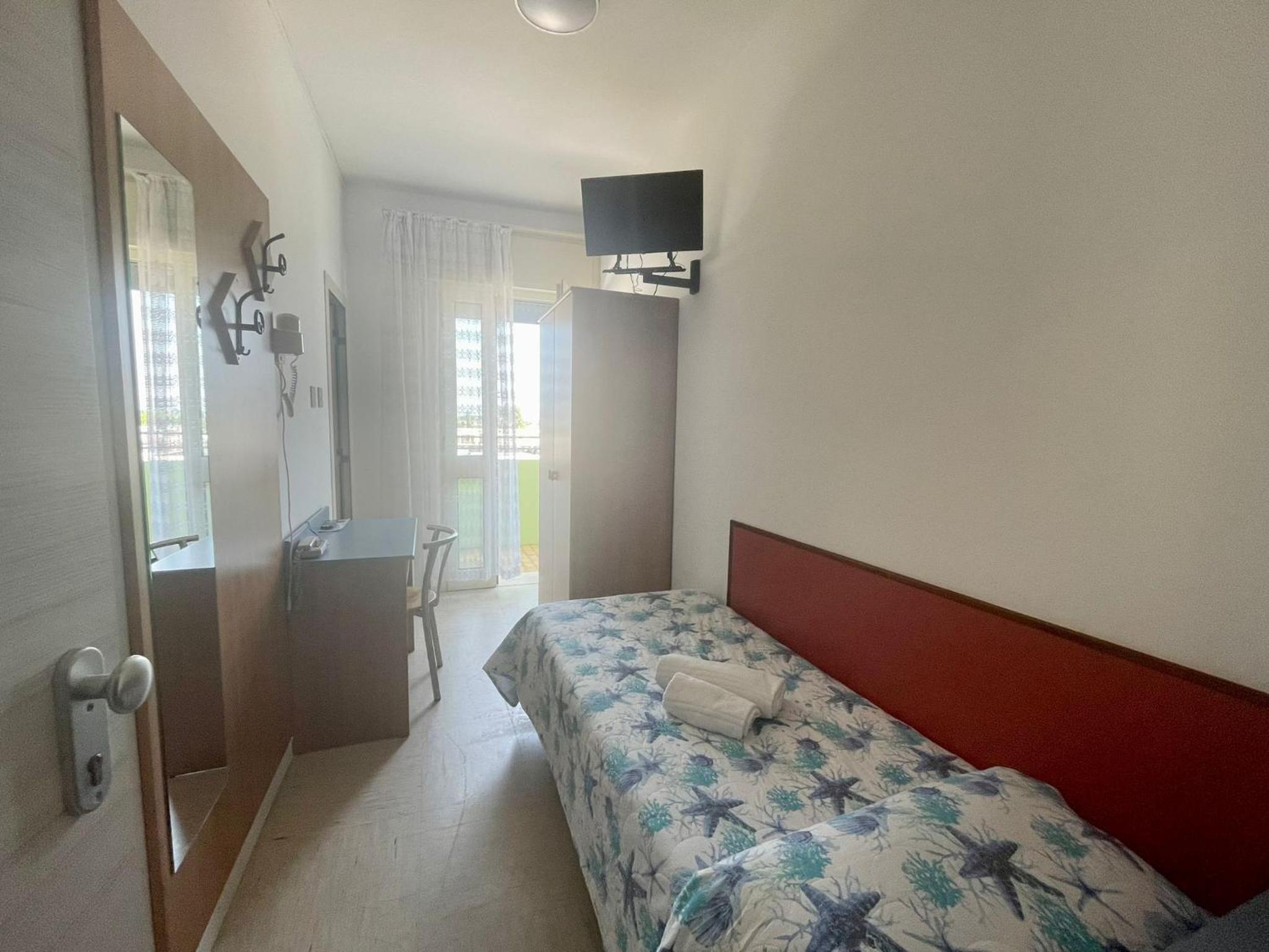 Single Room photo 1