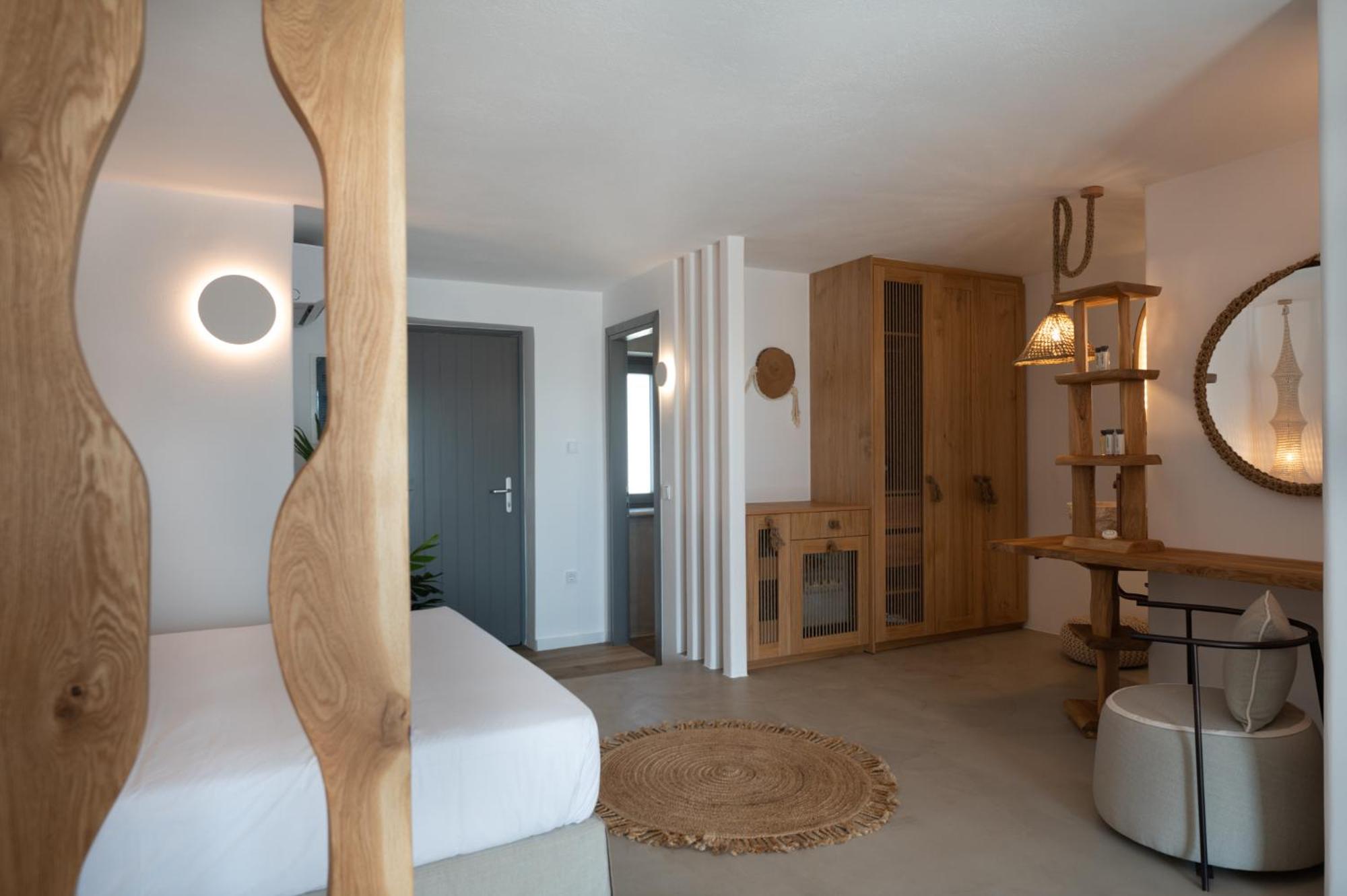 Suite with Private Pool - Photo 66