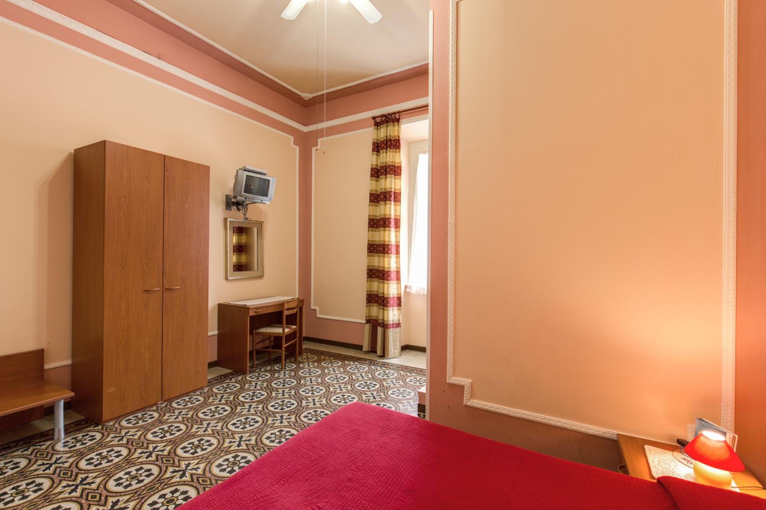 Double or Twin Room photo 1