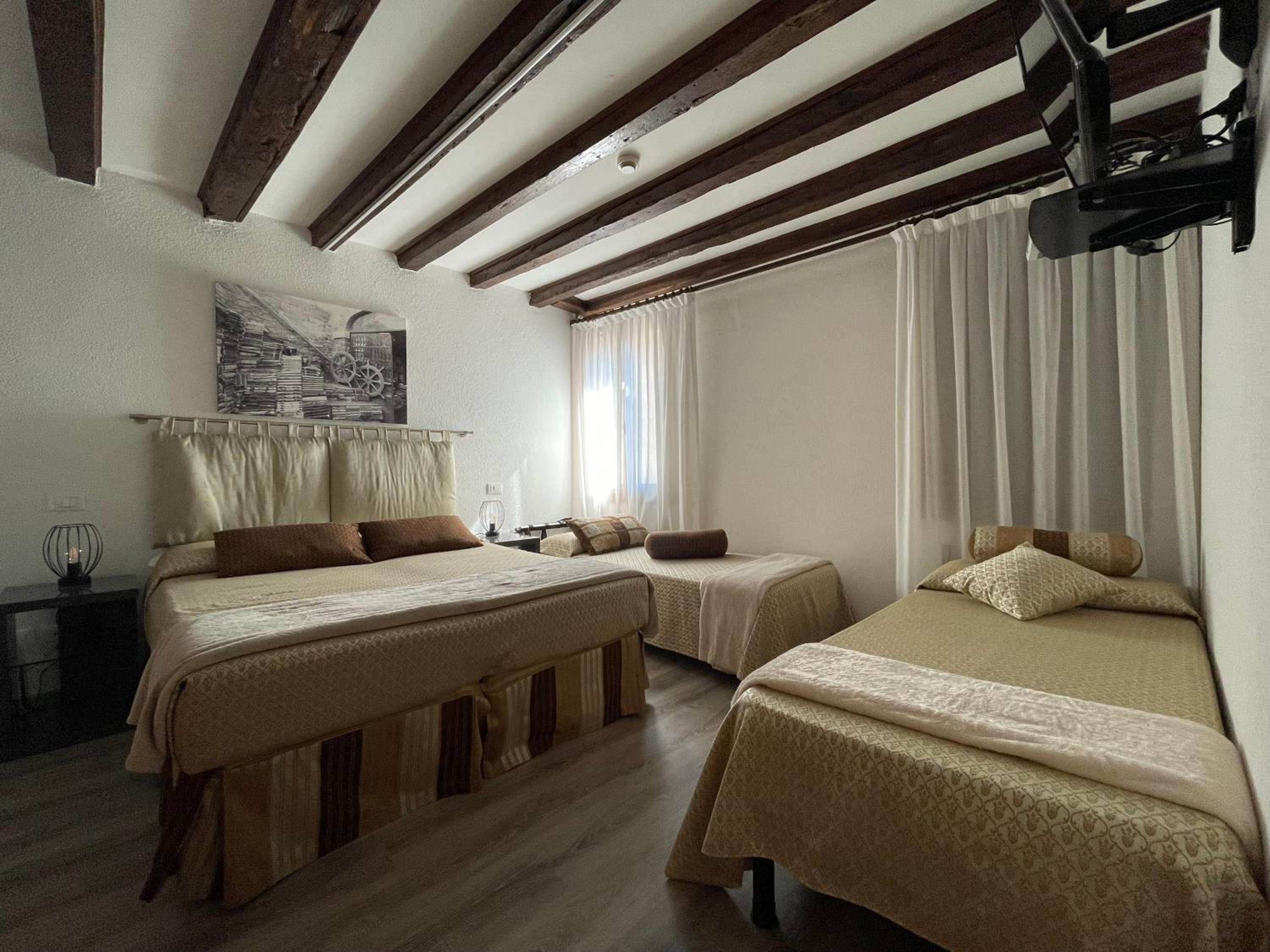 Quadruple Room photo 1