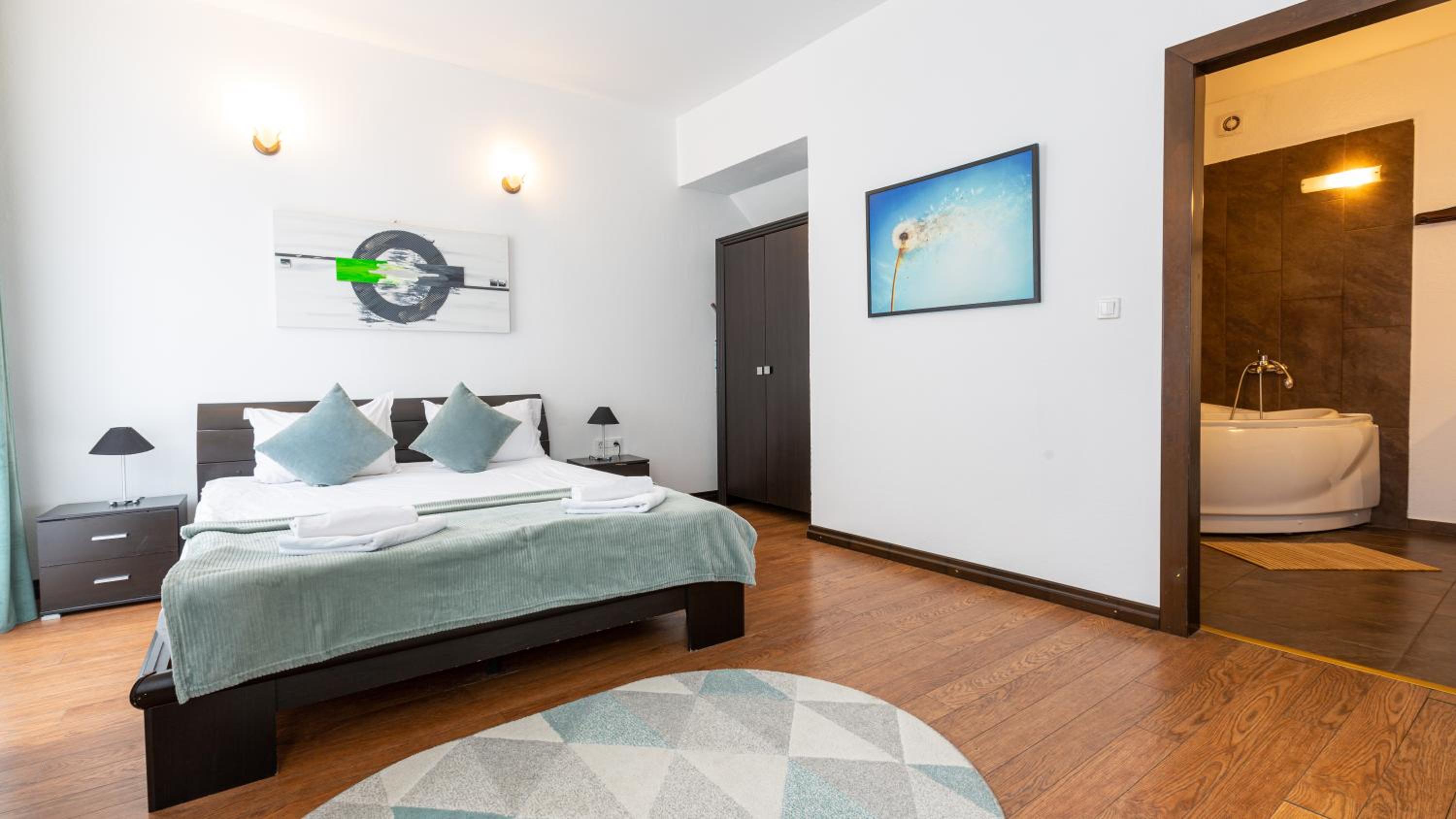 Apartment - Photo 10
