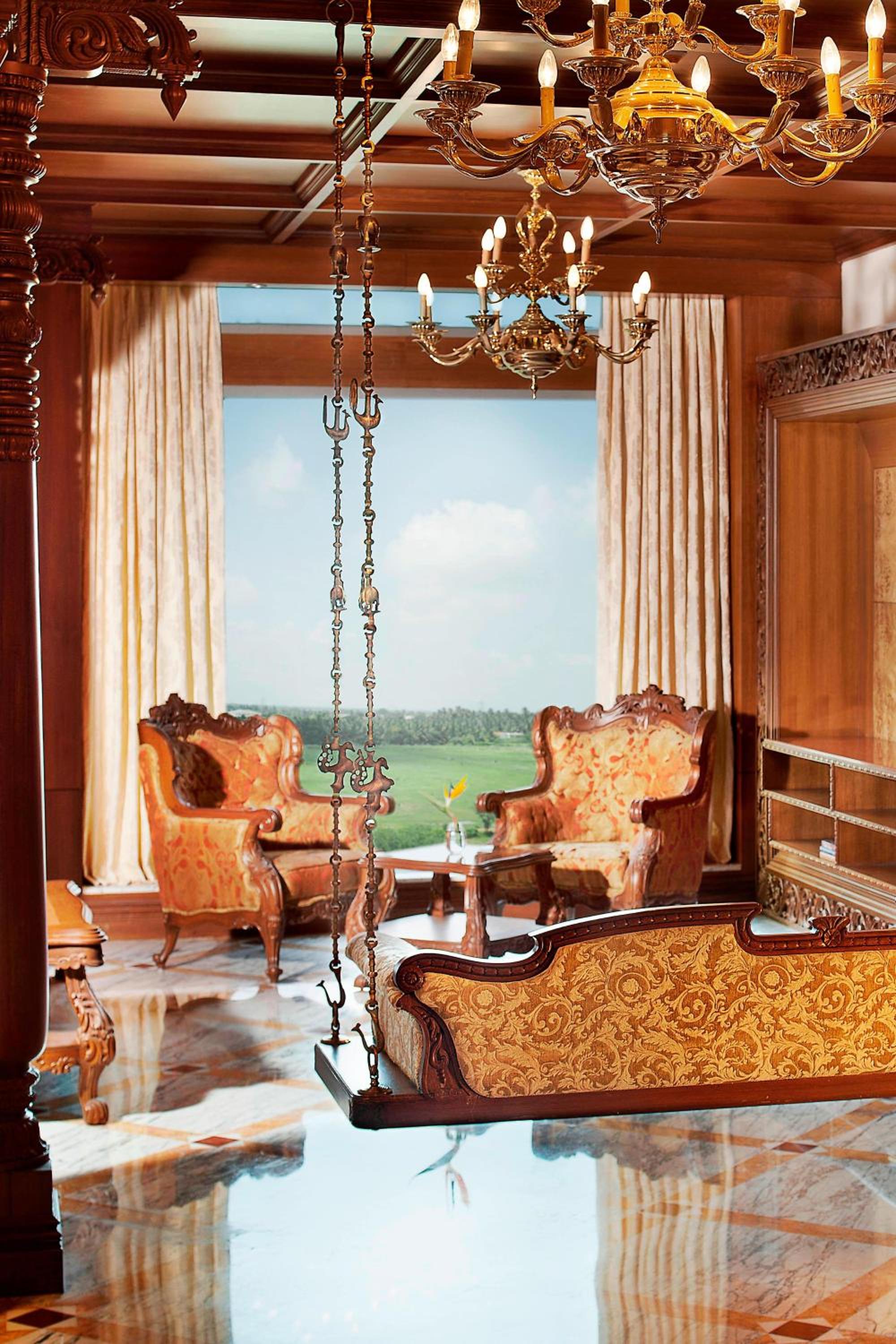 TamilNadu Suite, Club lounge access, 1 King, City view photo 3