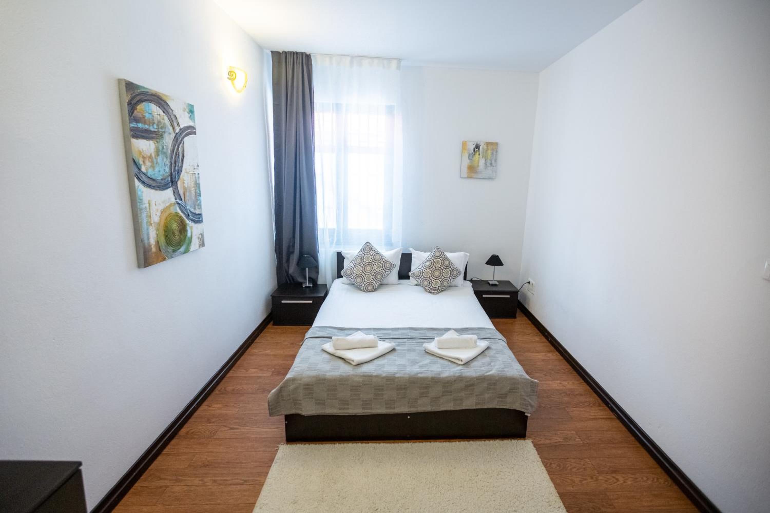 Apartment - Photo 16