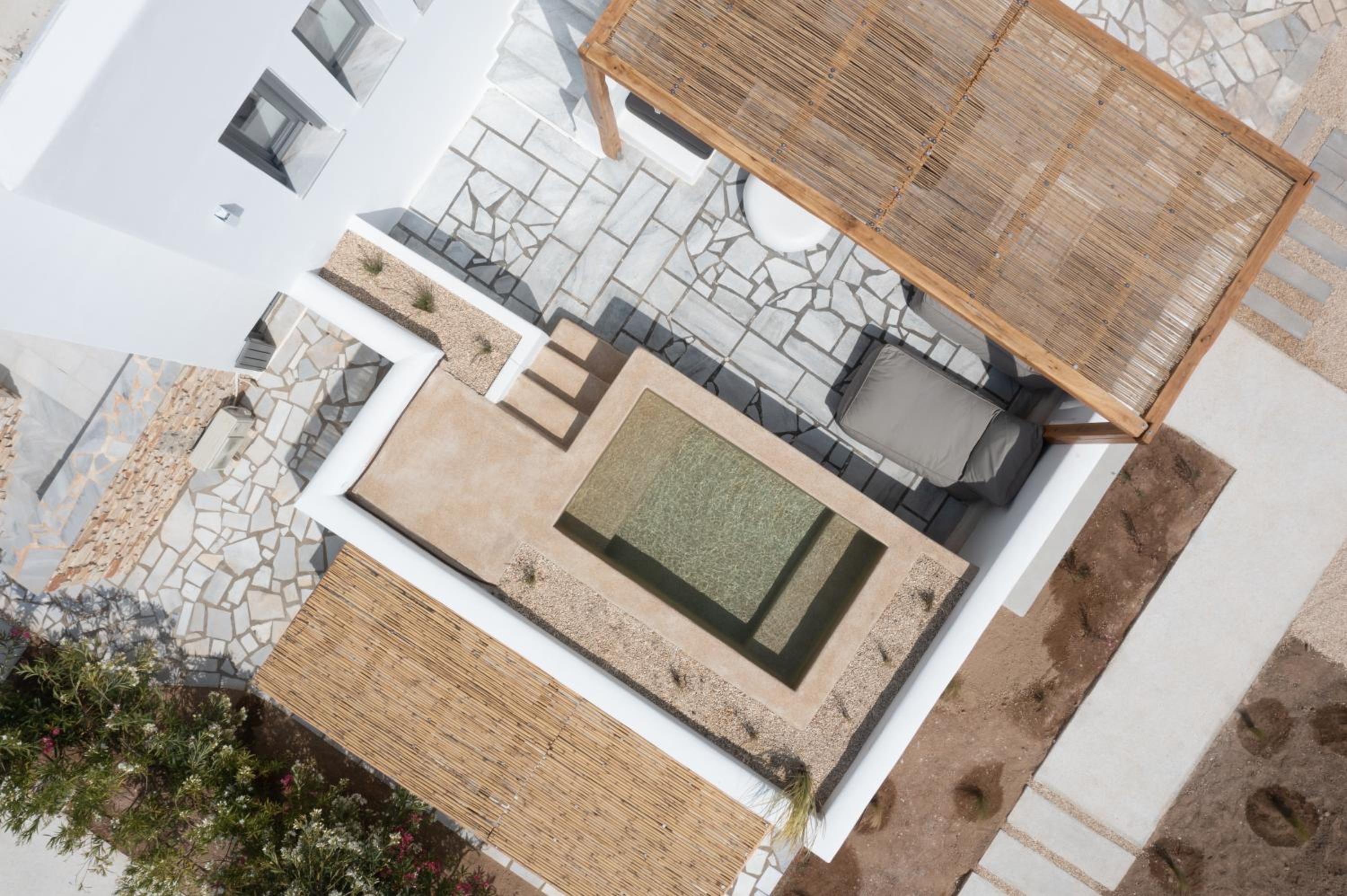 Suite with Private Pool - Photo 82