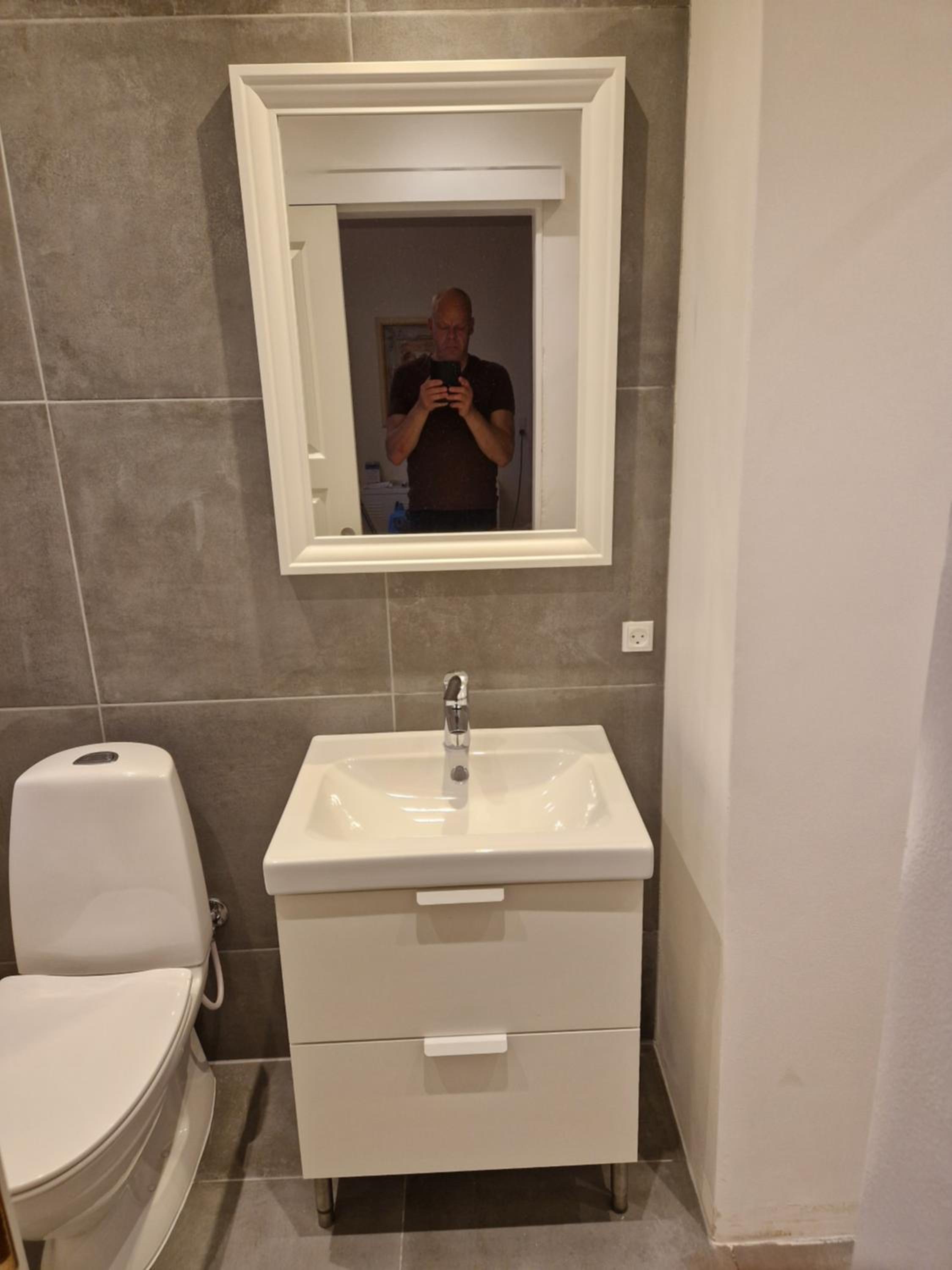 Deluxe Double or Twin Room - Photo 7