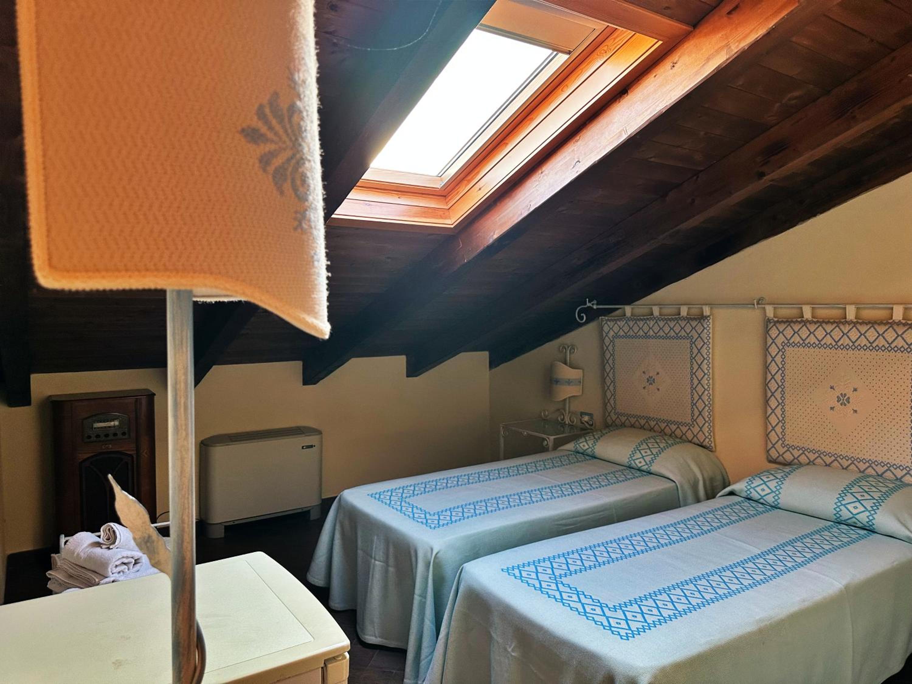 Classic Quadruple Room - Photo 28