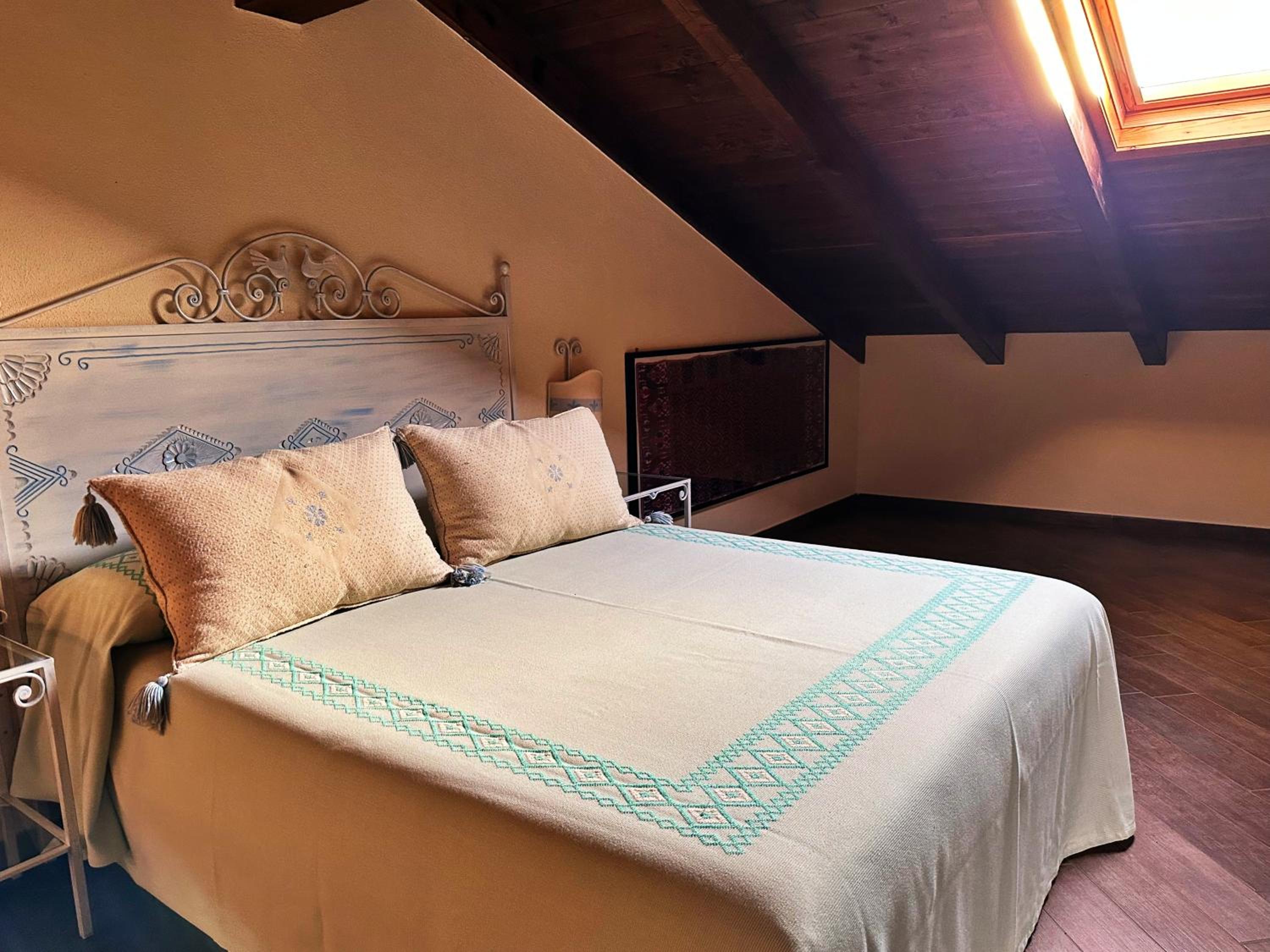 Classic Quadruple Room - Photo 30