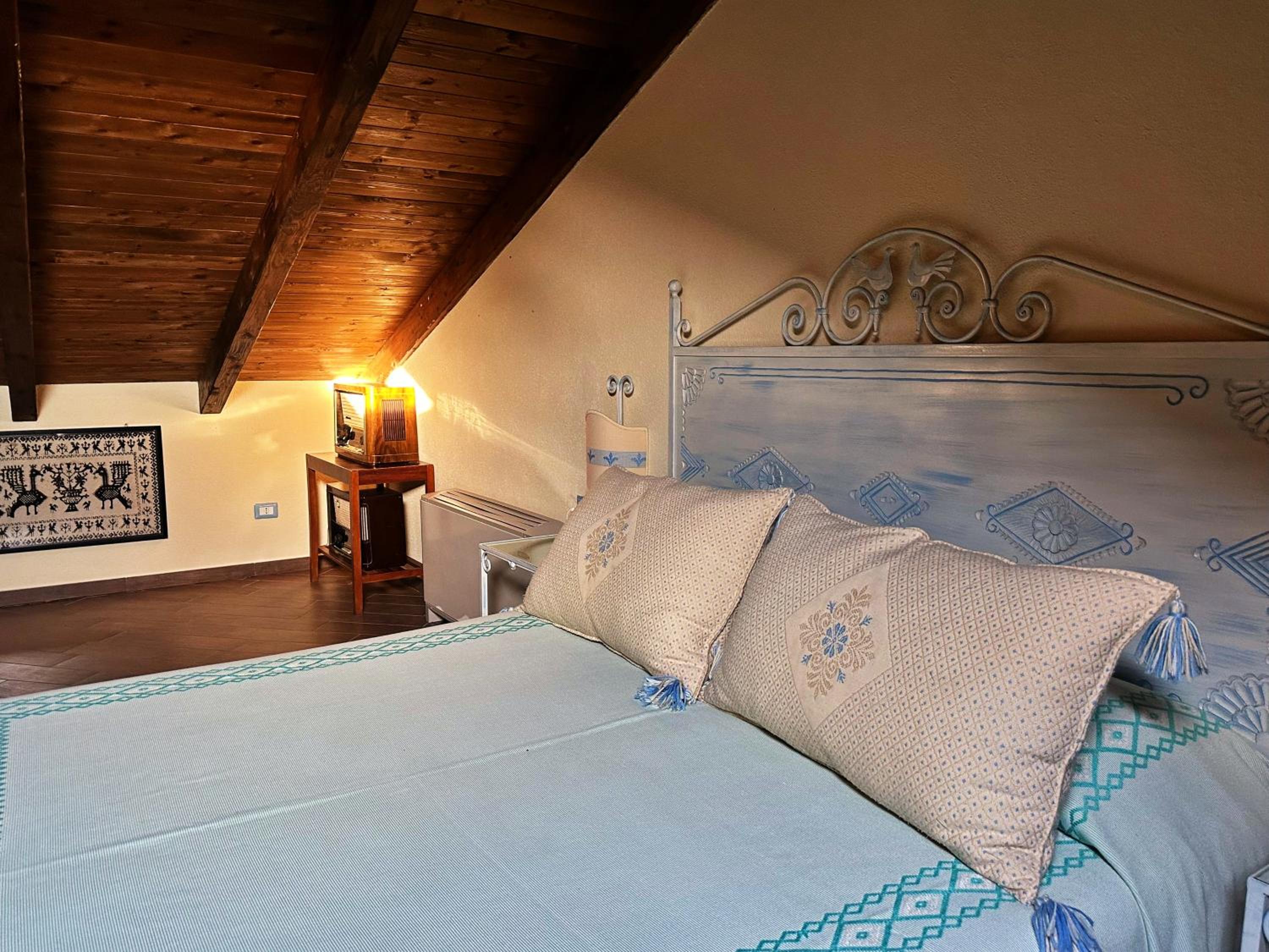 Classic Quadruple Room - Photo 9