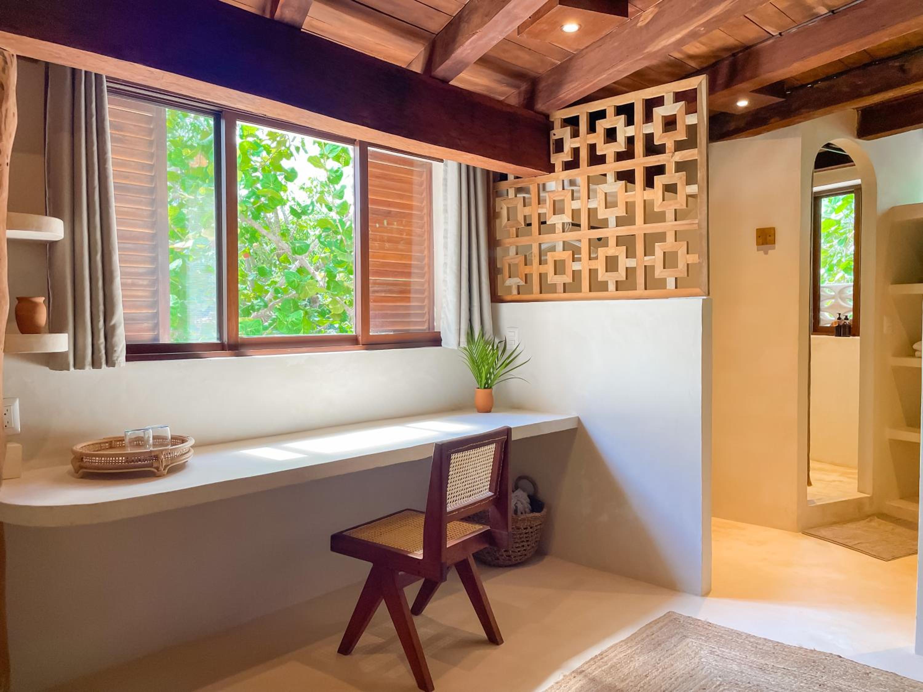Garden Plus Room