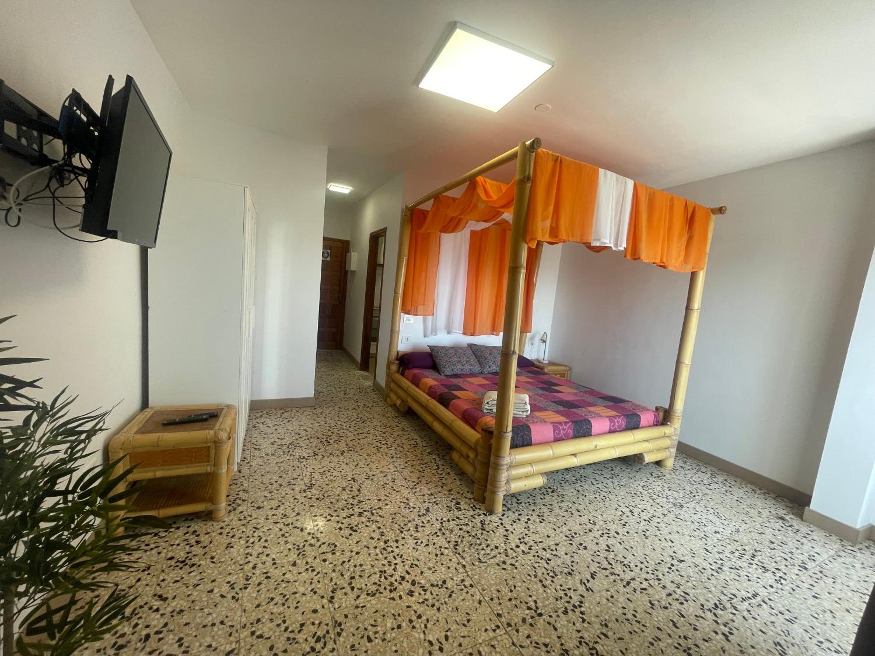 Estudio con vista al mar (2 adultos)
