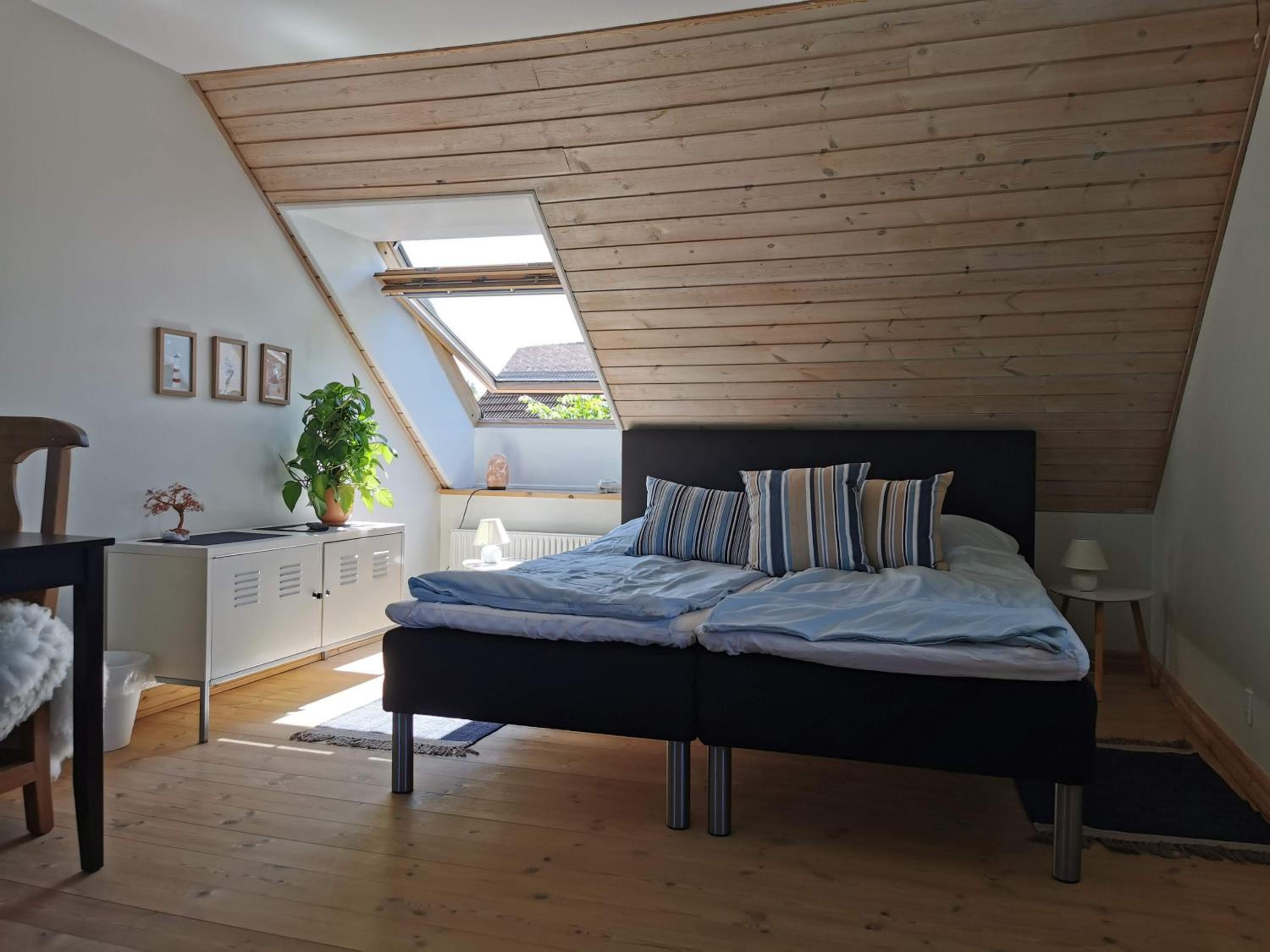 Double Room with Private External Bathroom