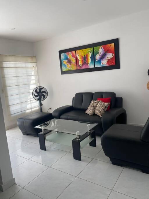 Two-Bedroom House photo 2