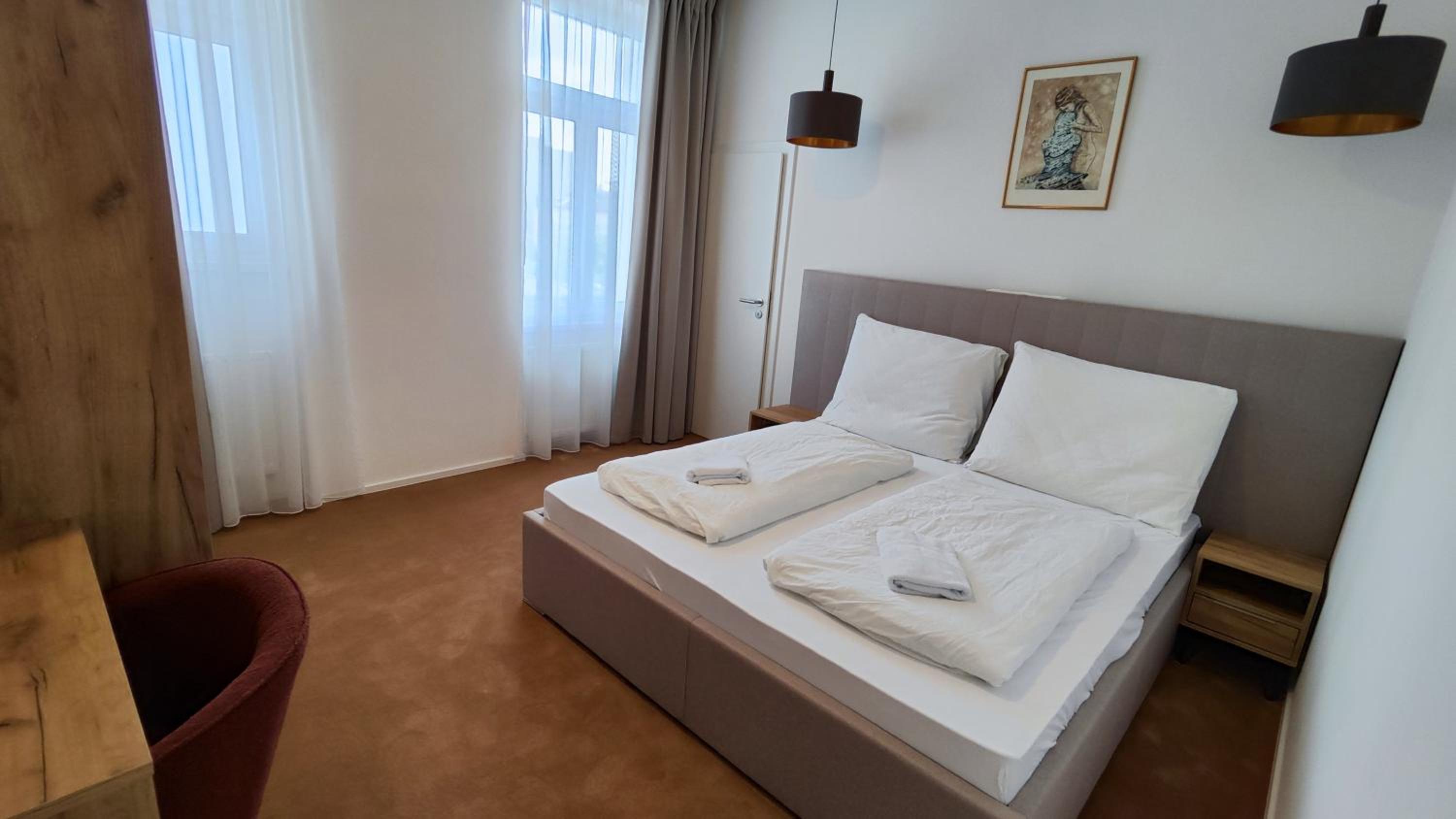 Deluxe Comfort Suite - Photo 6