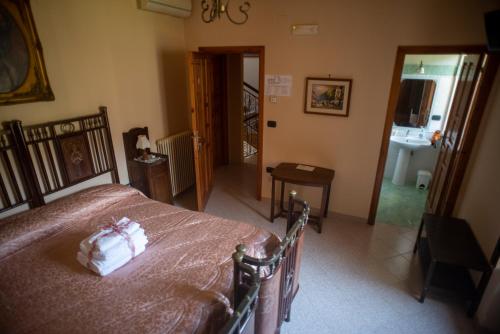 Double Room with Private Bathroom photo 1