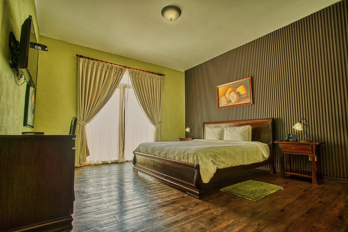 Luxury Room with Jacuzzi photo 1