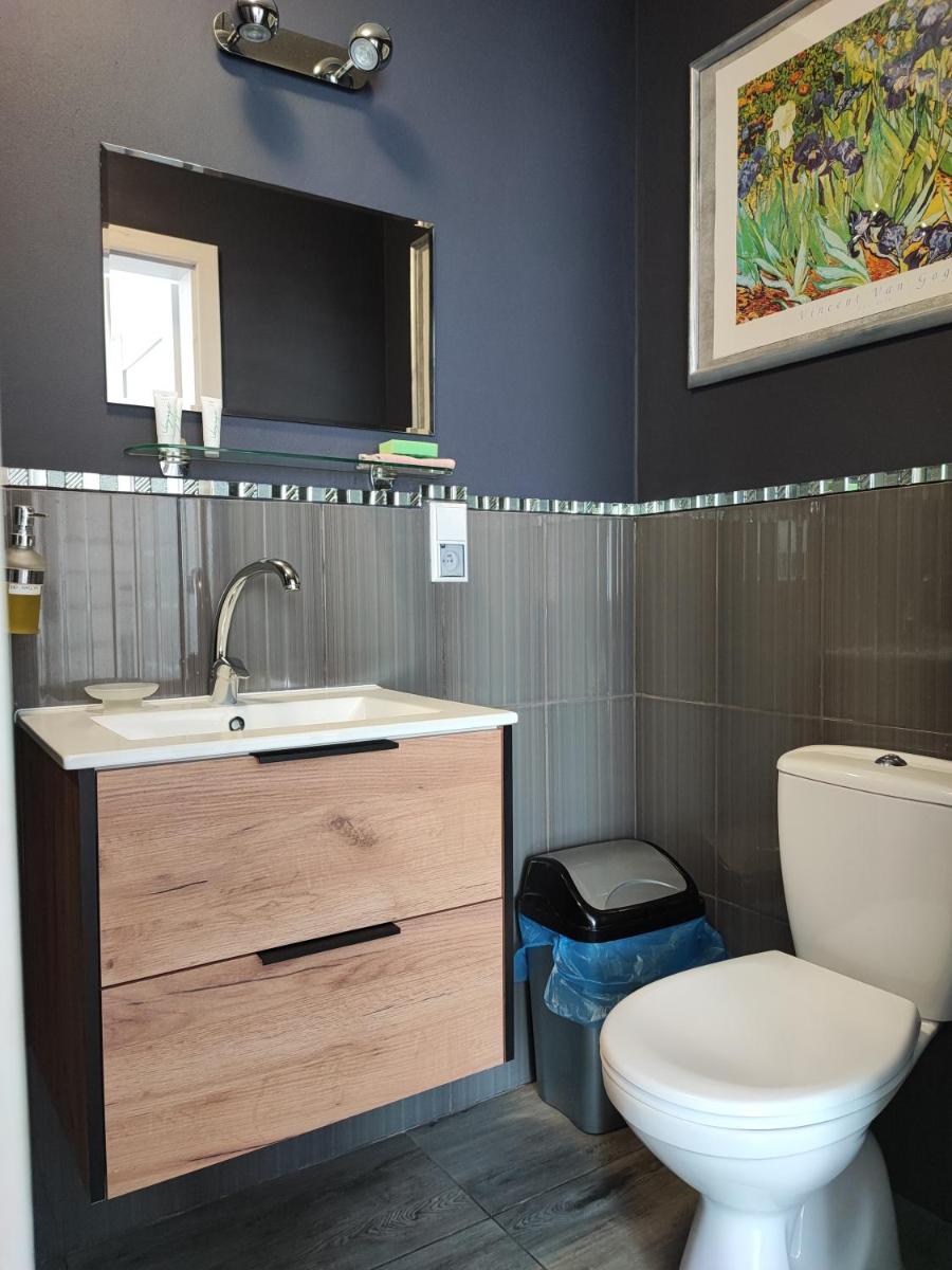 Classic Triple Room - Photo 10
