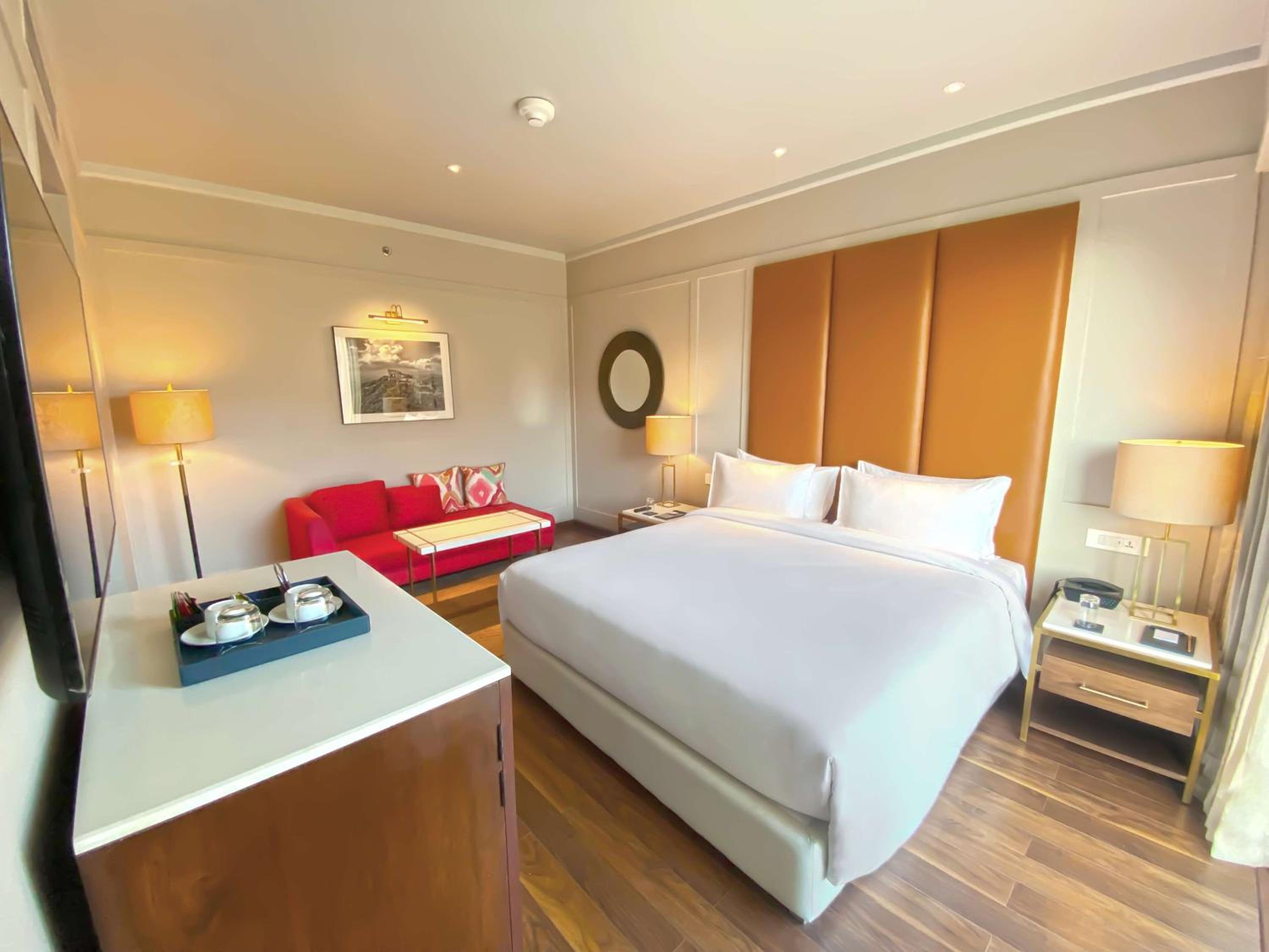 Standard King Room with Hill View | 15% Off Spa + Happy Hours 1+1 | Early Check-in/Late Check-out (Subject to Availability) photo 2