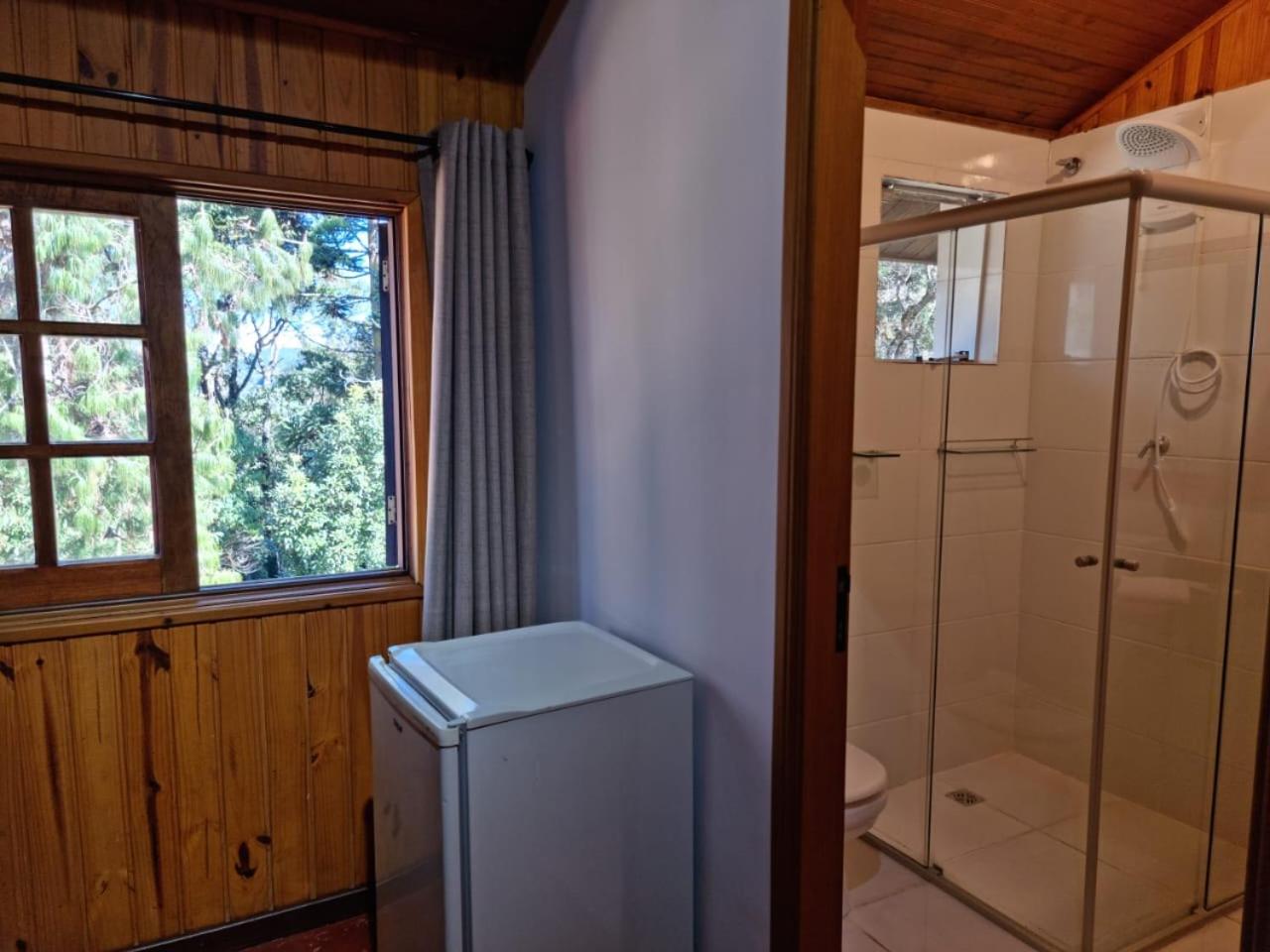 Standard Triple Room photo 2
