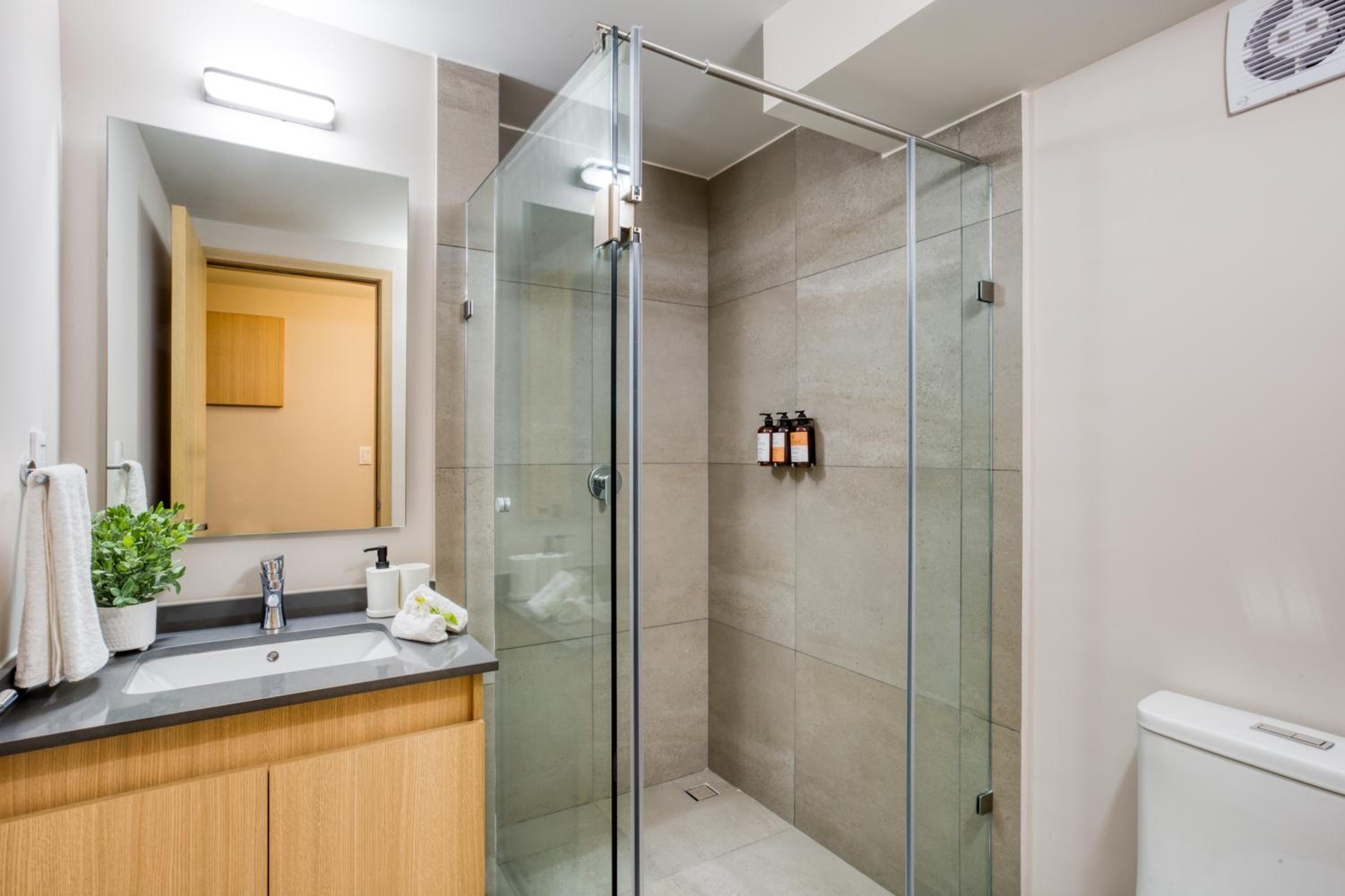Exclusive & Superior Suite - Photo 6