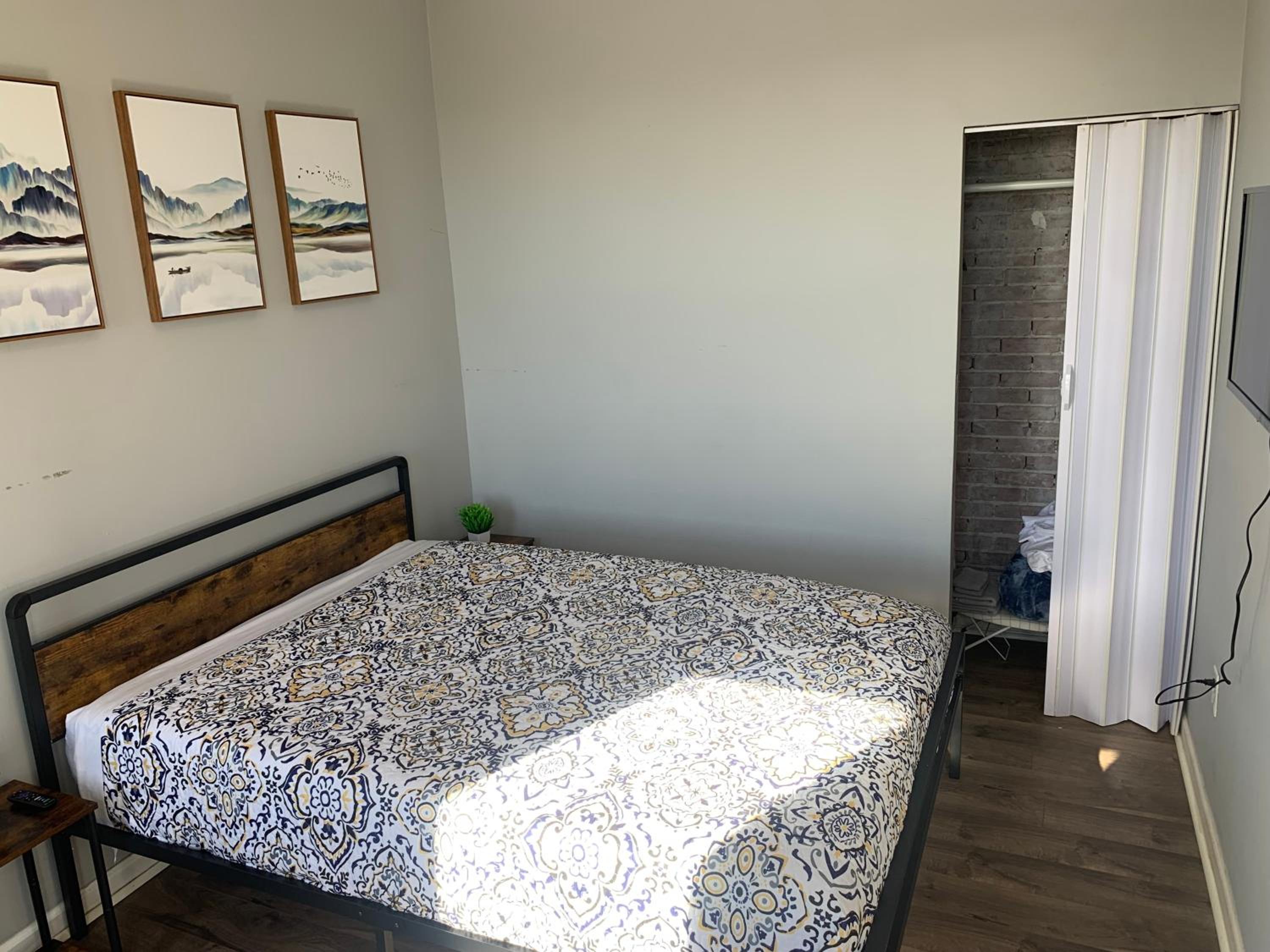 Apartment photo 2