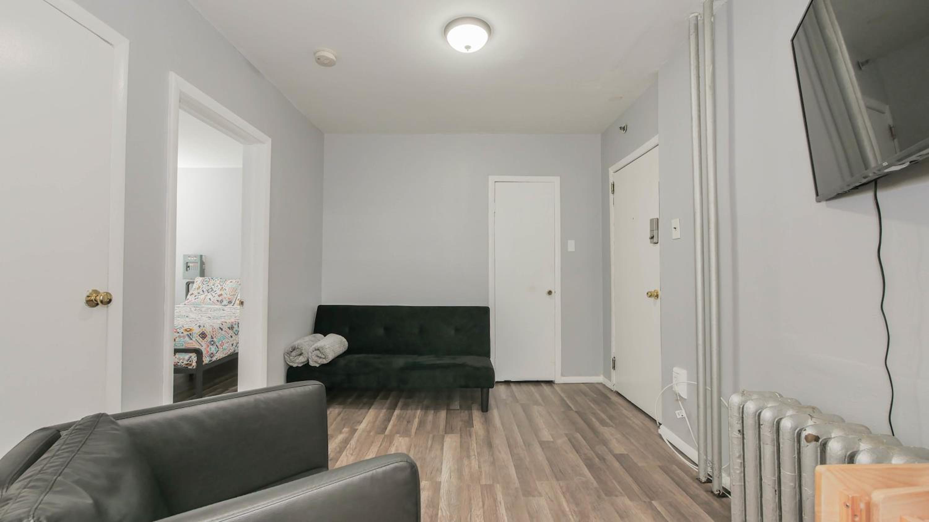 Apartment photo 1