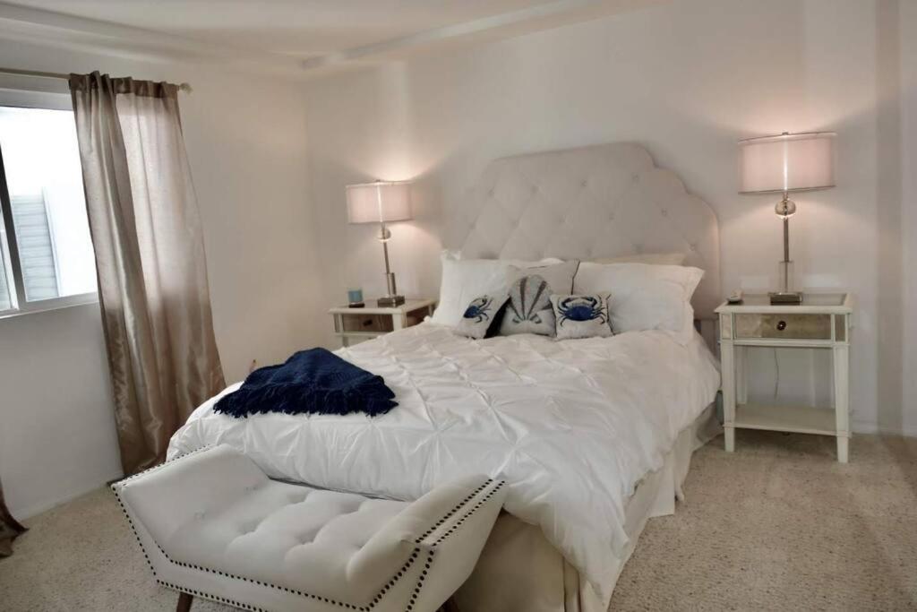 Three-Bedroom House photo 1