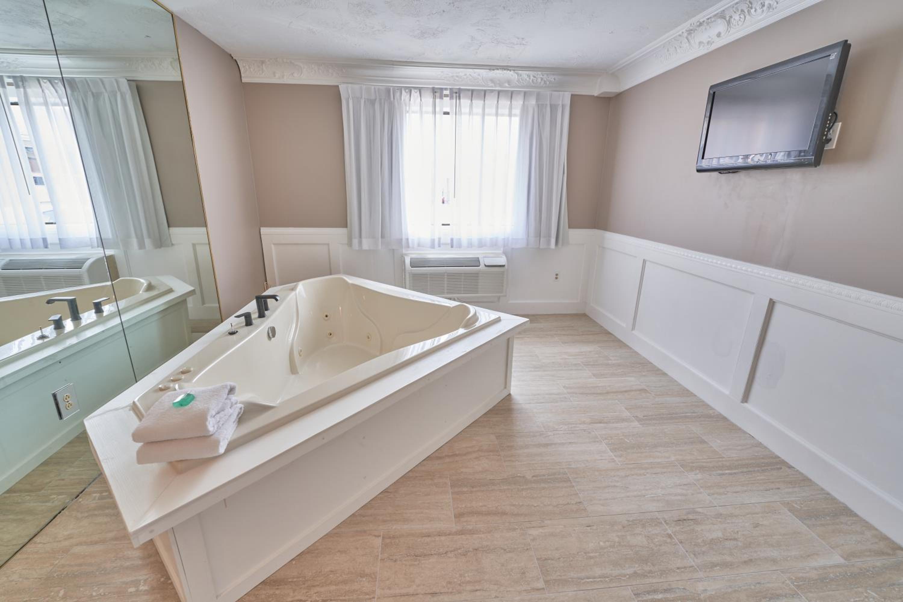 Royal Victorian Suite - Photo 3