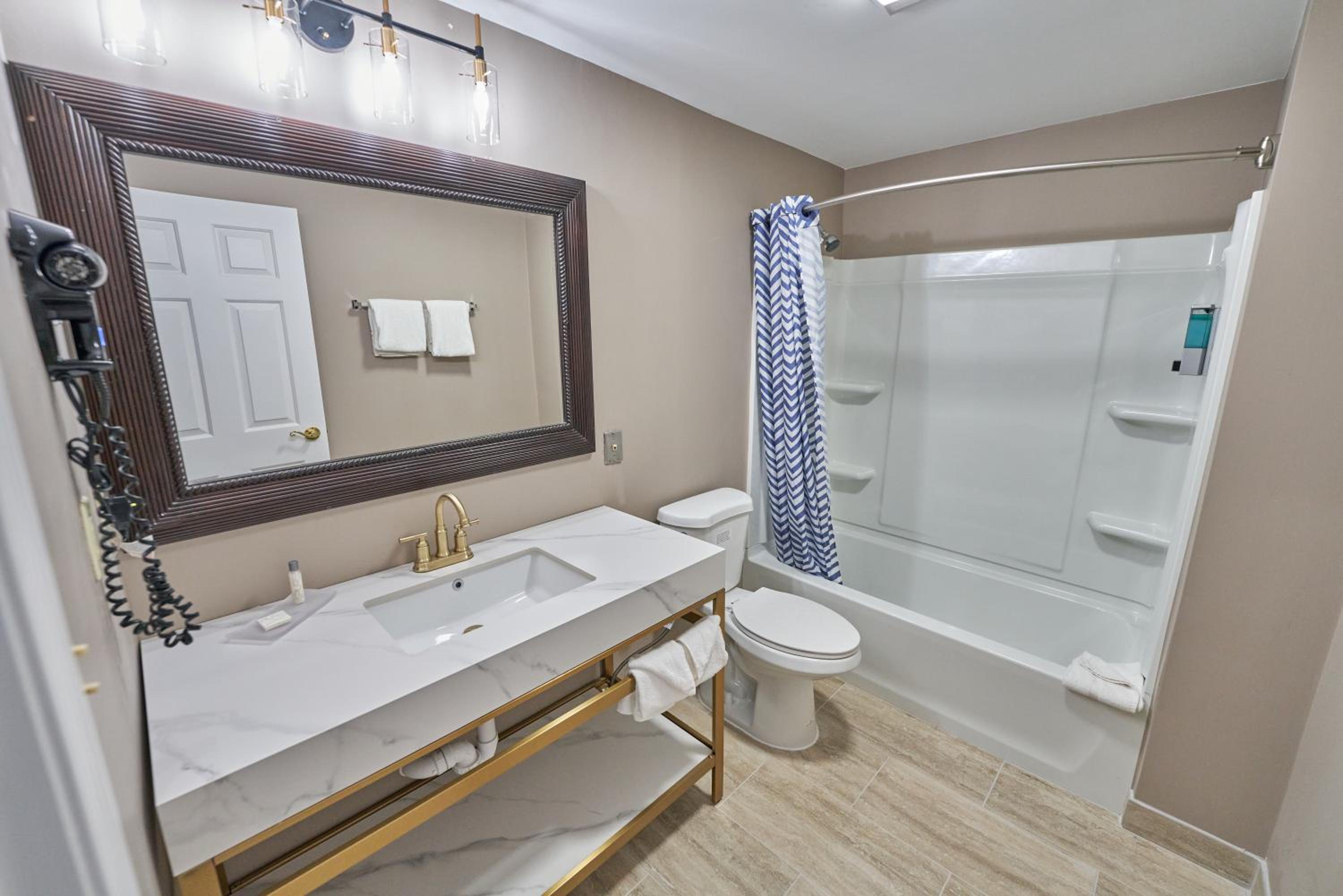 Royal Victorian Suite - Photo 5