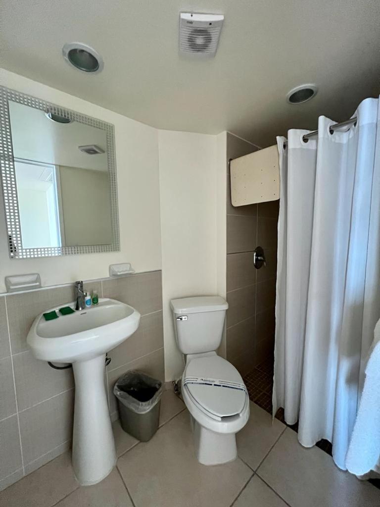 Double Room with Two Double Beds - Photo 4