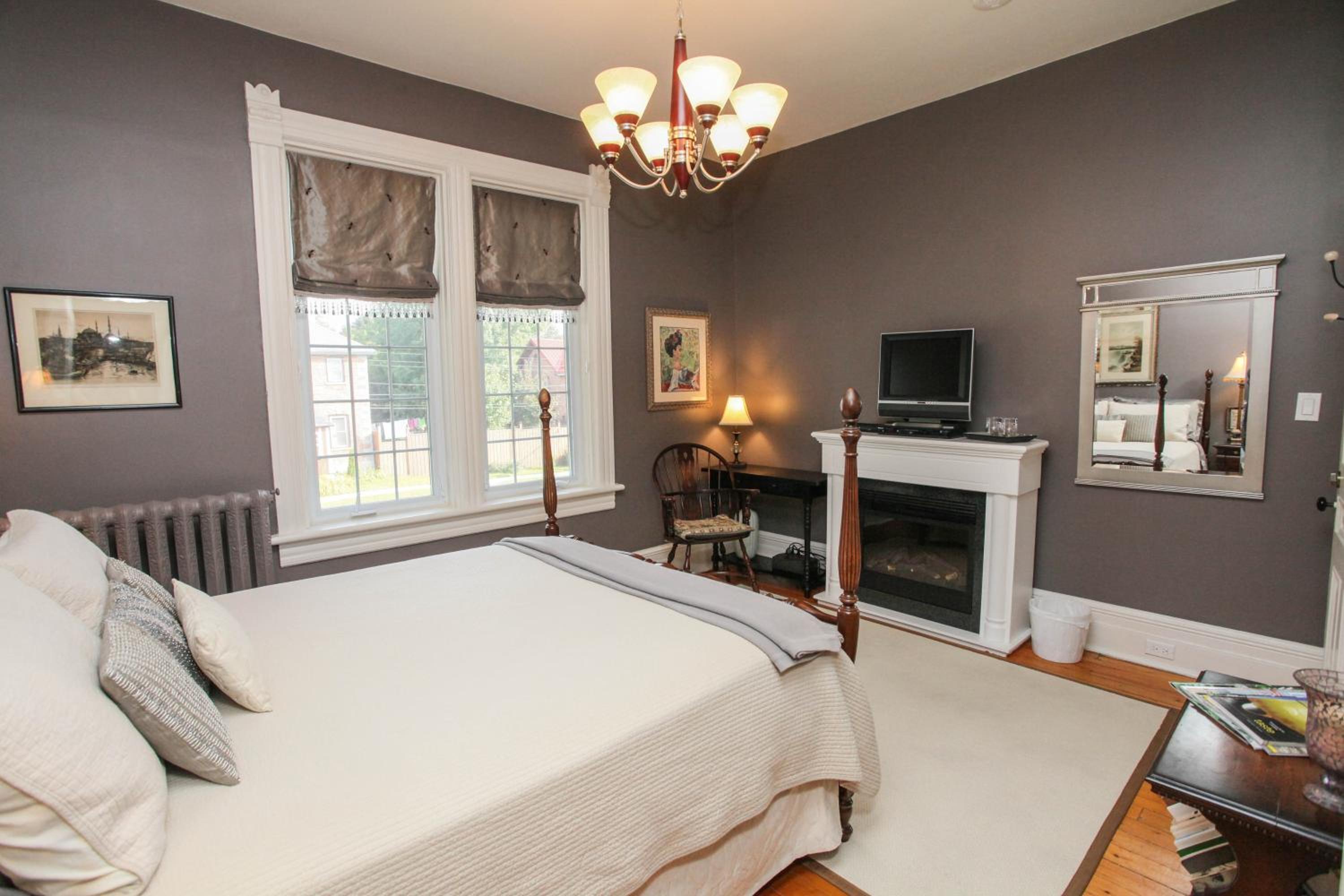 King Room with Balcony