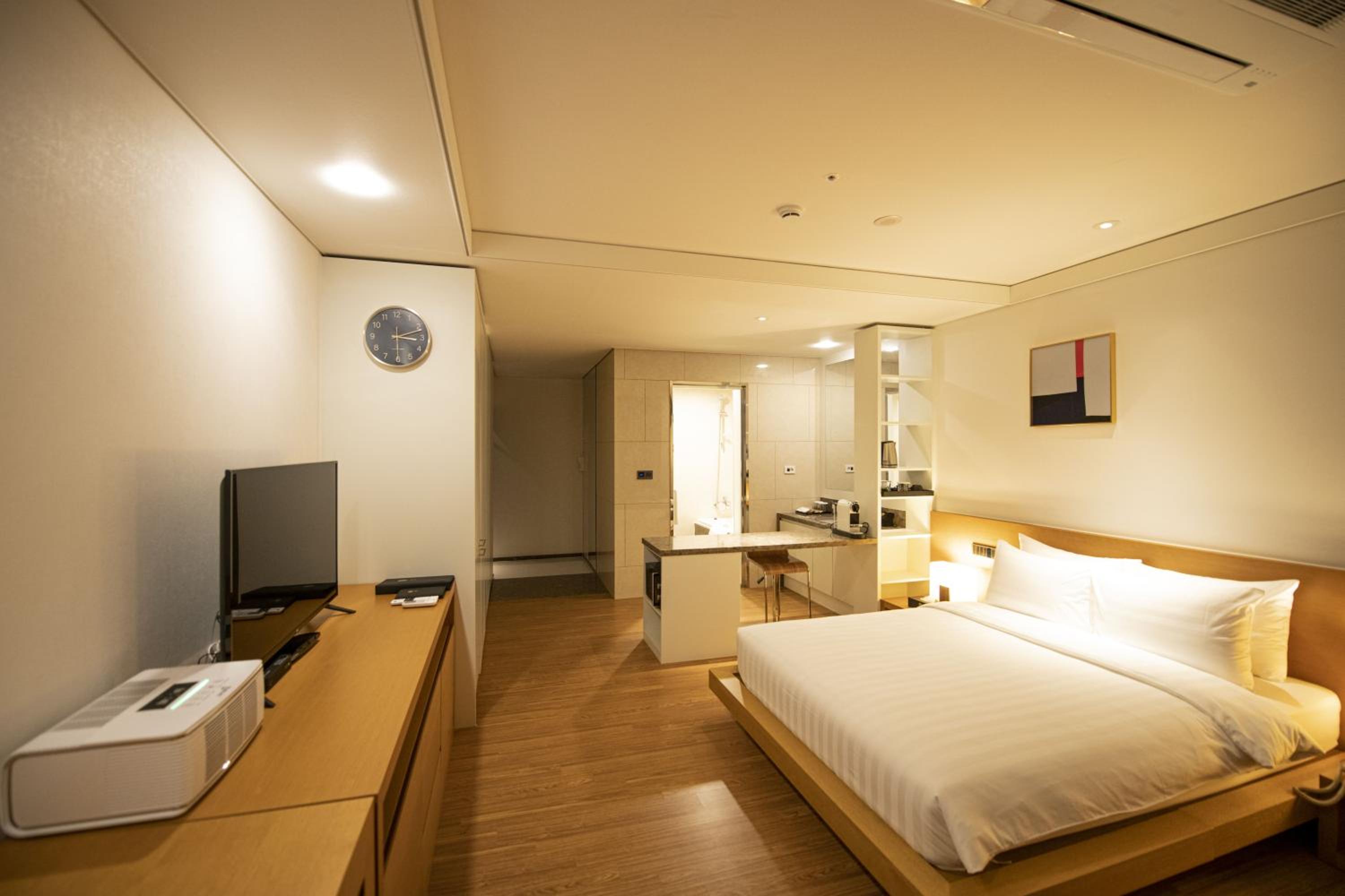 Executive Double Room - Photo 2