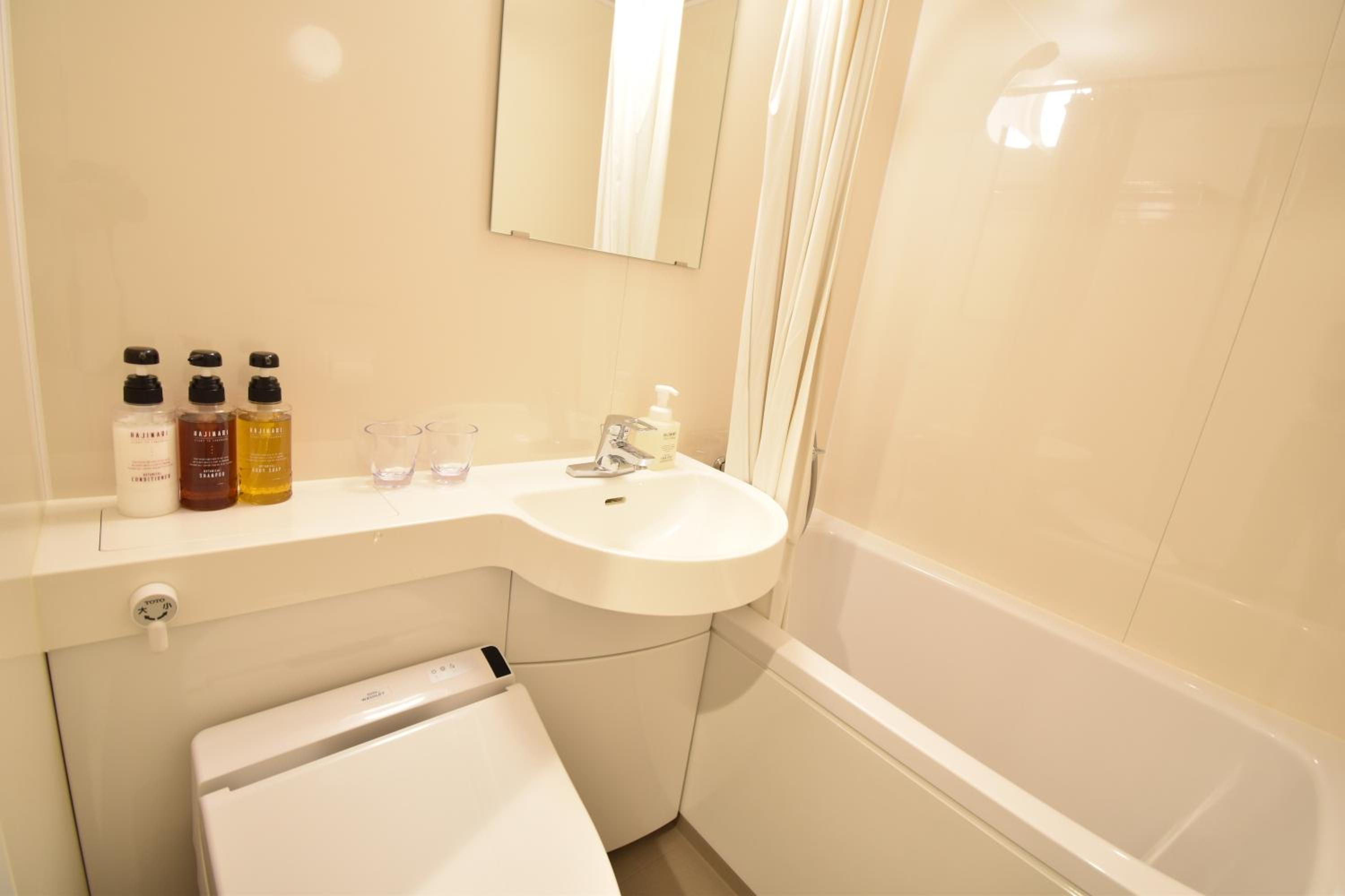 Standard Twin Room - Photo 2